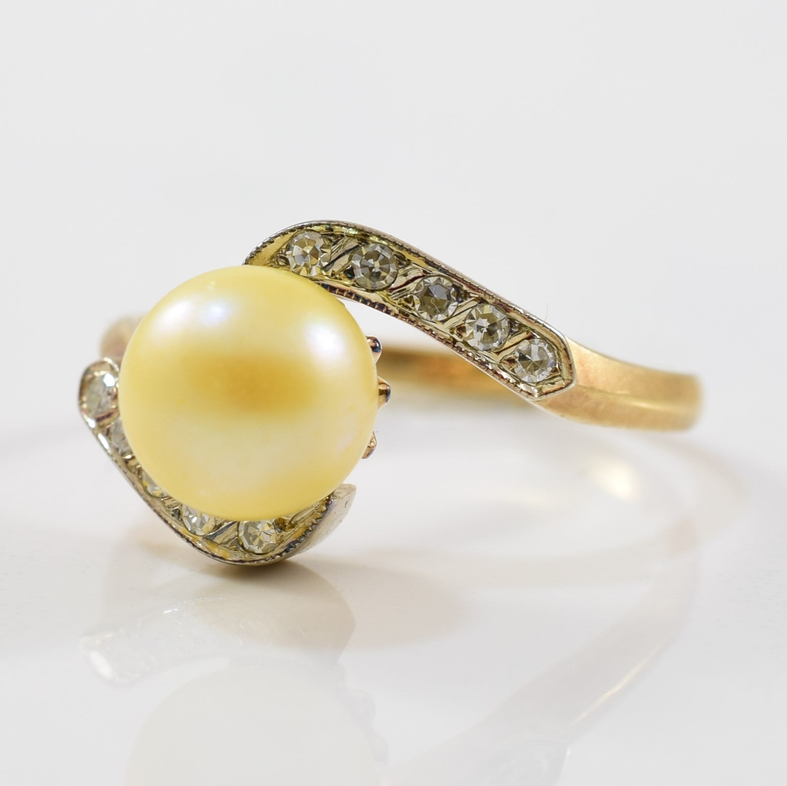 Late 1930s Pearl & Diamond Bypass Ring | 0.10ctw, 2.90ct | SZ 6.5 |