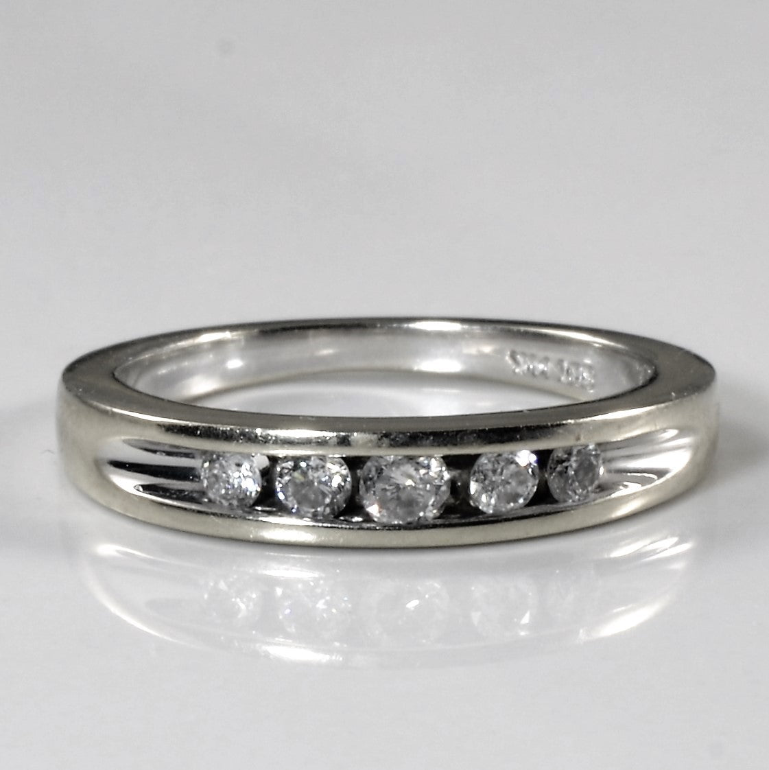 Channel Set Diamond Band | 0.28ctw | SZ 6 |