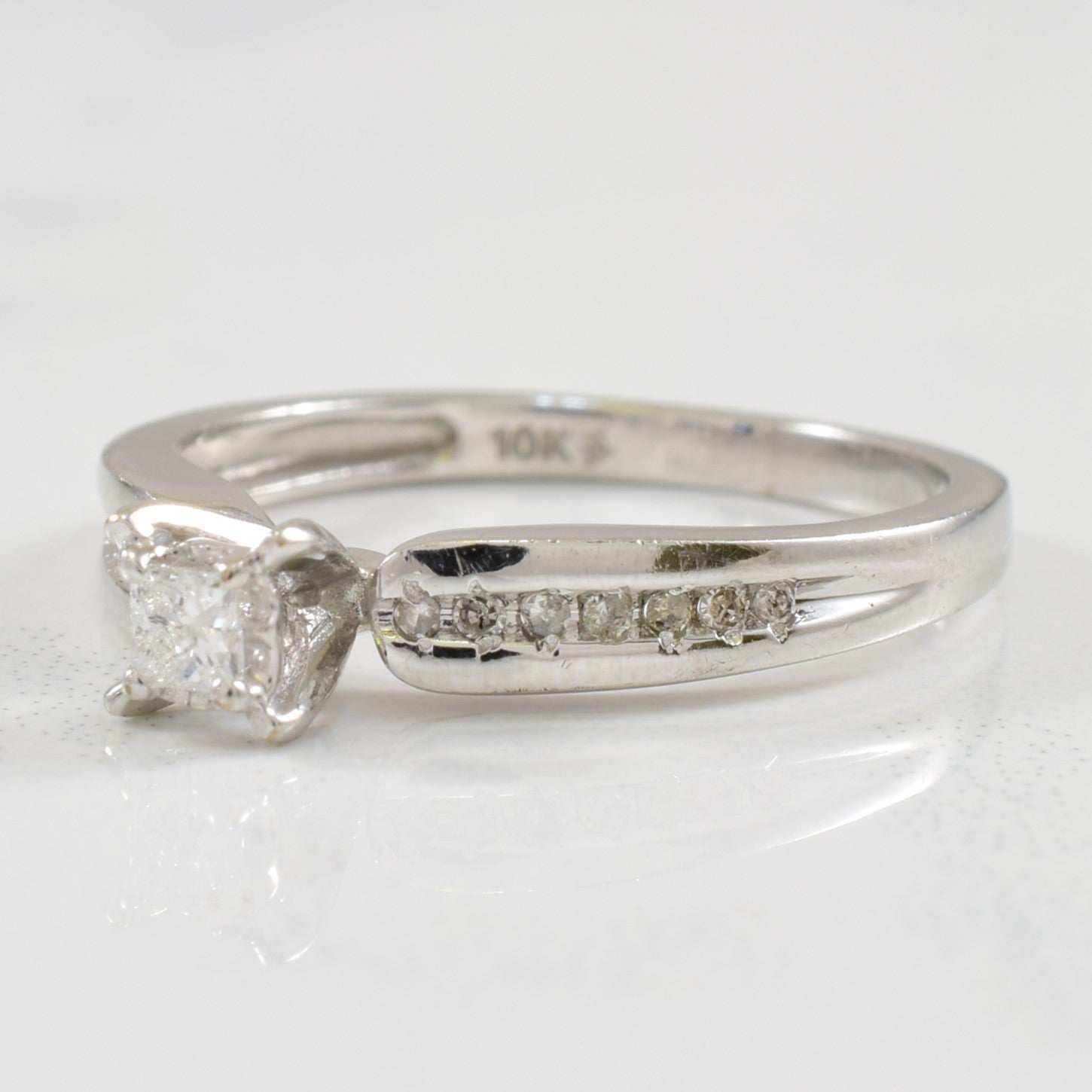 High Prong Set Diamond Ring | 0.12ctw | SZ 5.75 |