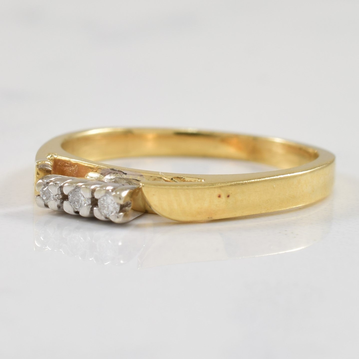 Three Stone Diamond Cathedral Ring | 0.03ctw | SZ 4 |