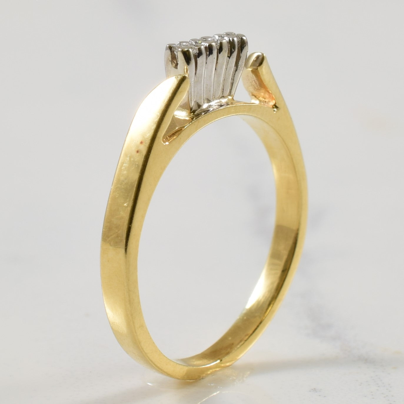 Three Stone Diamond Cathedral Ring | 0.03ctw | SZ 4 |