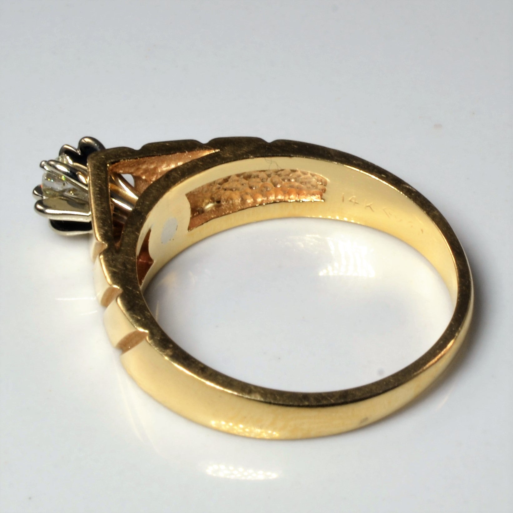 Textured Diamond Solitaire Ring | 0.10ct | SZ 7 |