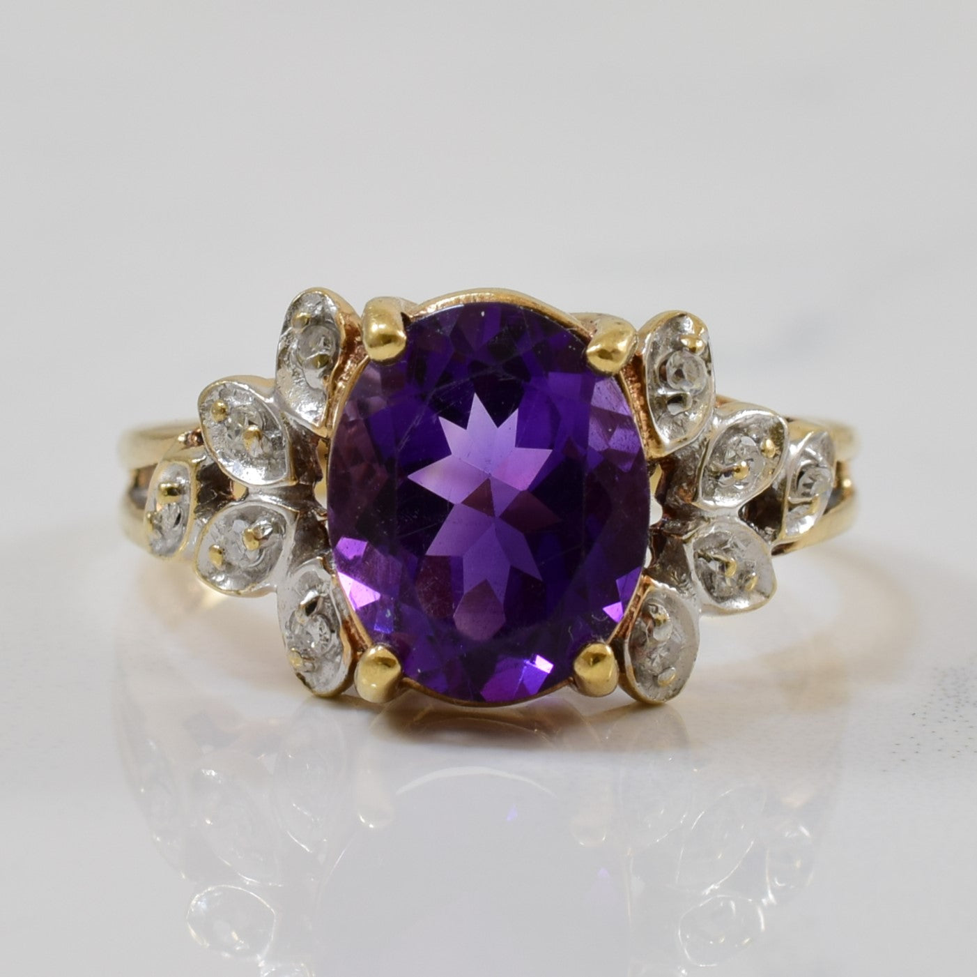 Bague florale en améthyste et diamants | 2,50 ct, 0,05 ct au total | Taille 7,5 |
