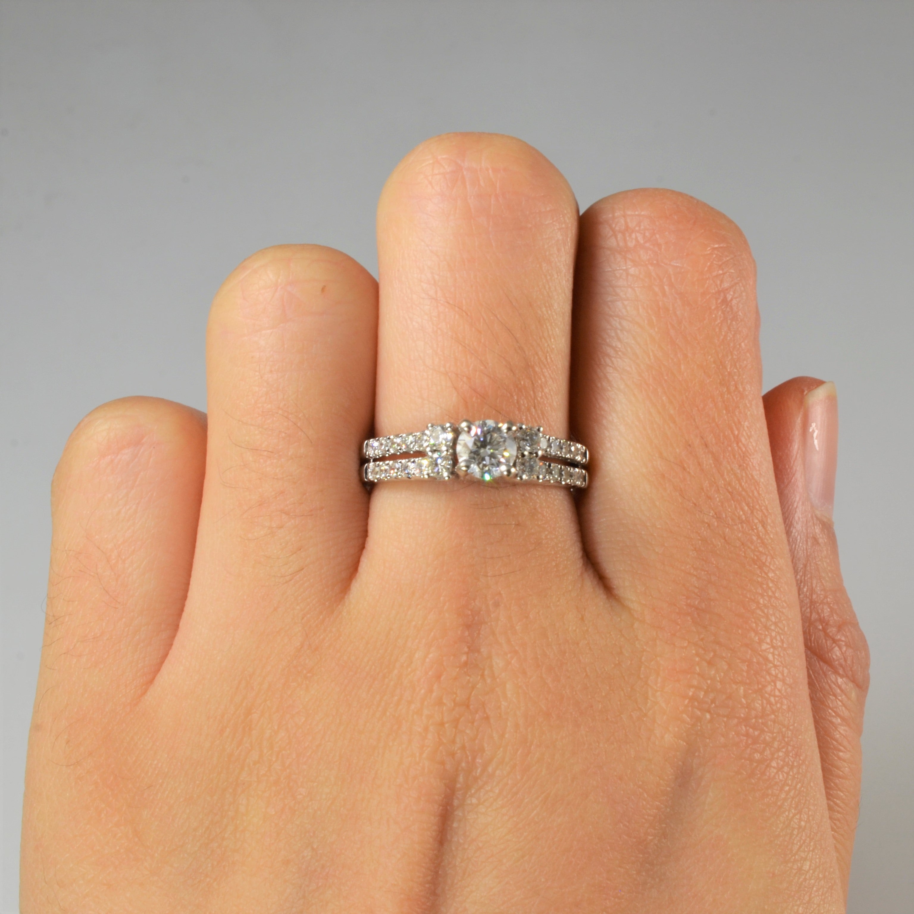 Tapered Diamond Double Row Engagement Ring | 0.85ctw | SZ 7 |