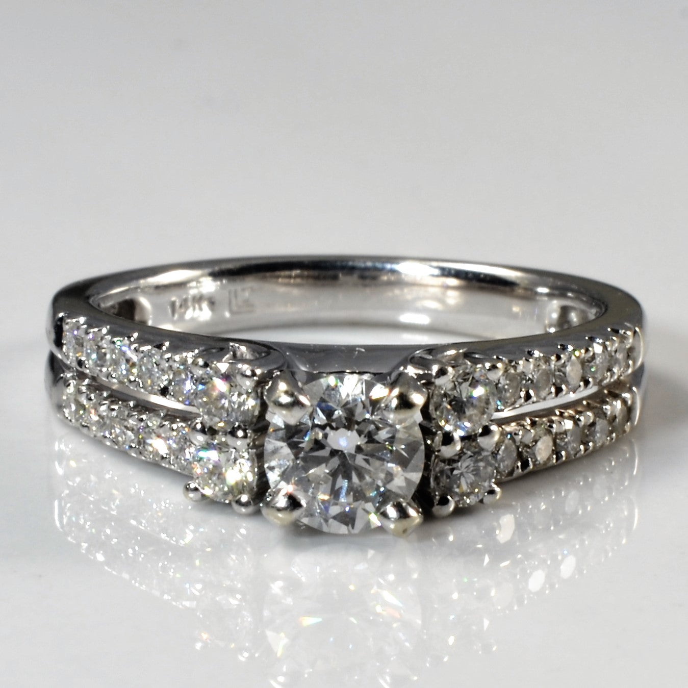 Tapered Diamond Double Row Engagement Ring | 0.85ctw | SZ 7 |