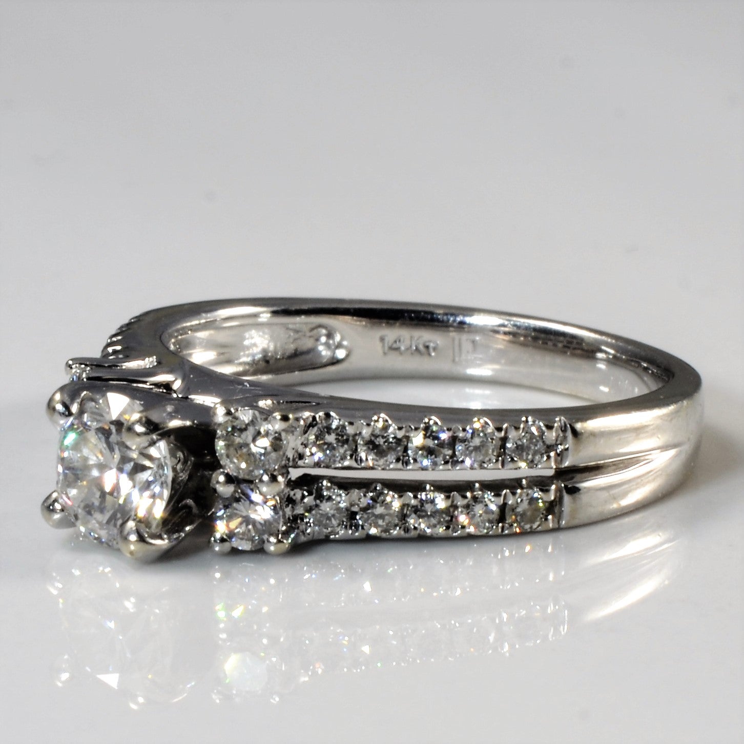 Tapered Diamond Double Row Engagement Ring | 0.85ctw | SZ 7 |