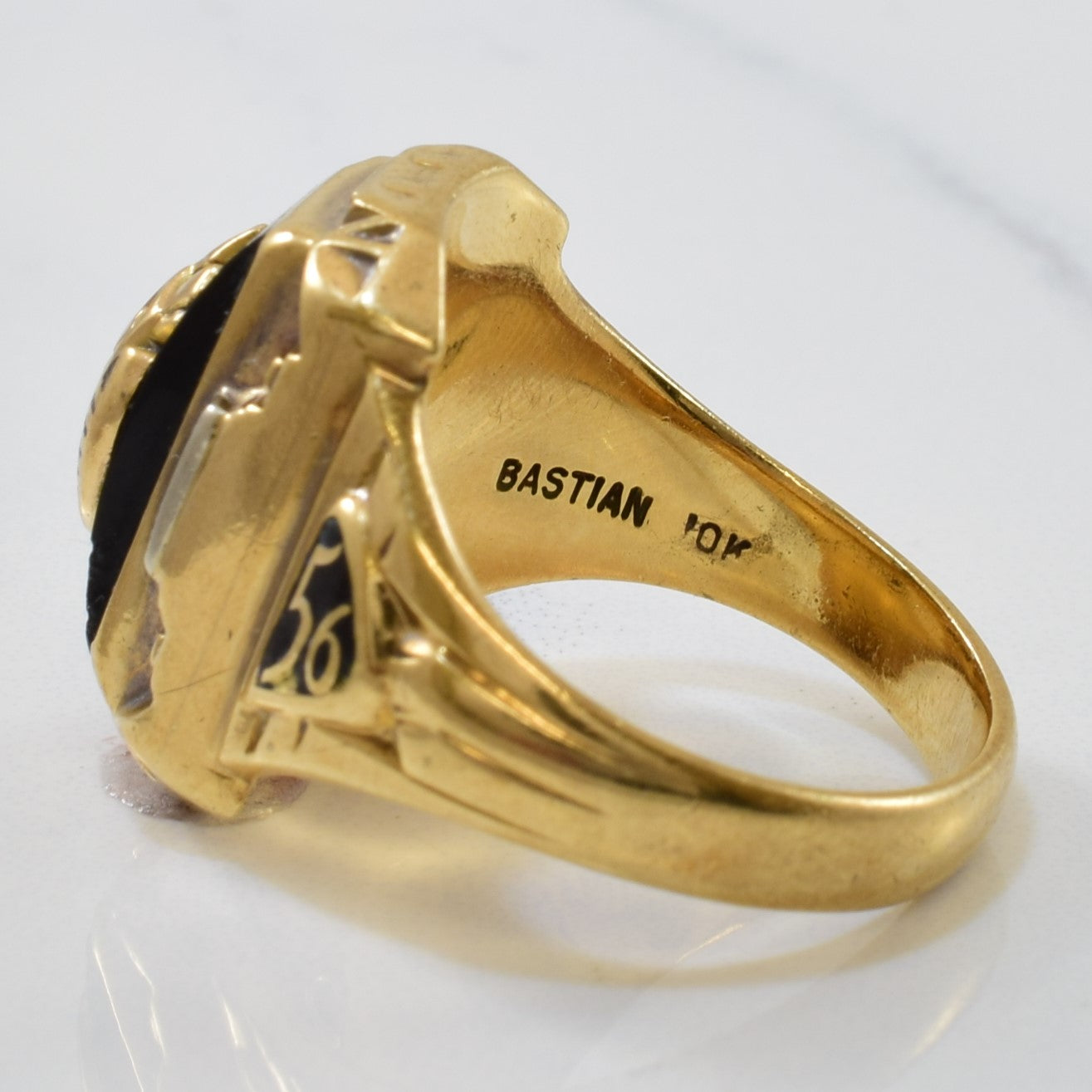 1956 Assumption College Black Onyx Graduation Ring | 1.80ct | SZ 8.25 |