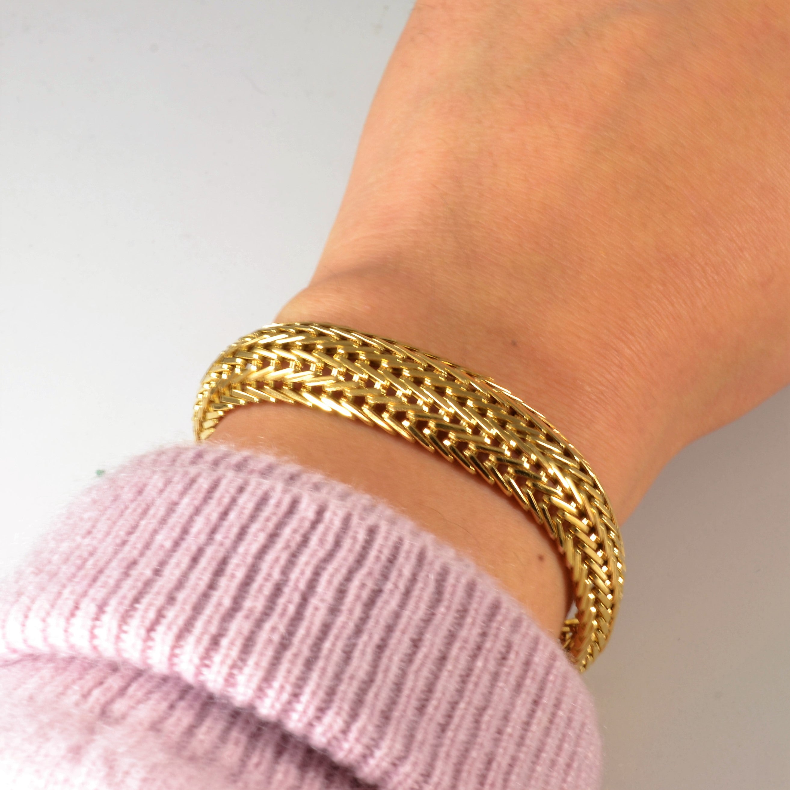 18k Yellow Gold Wide Woven Chain Bracelet | 7" |
