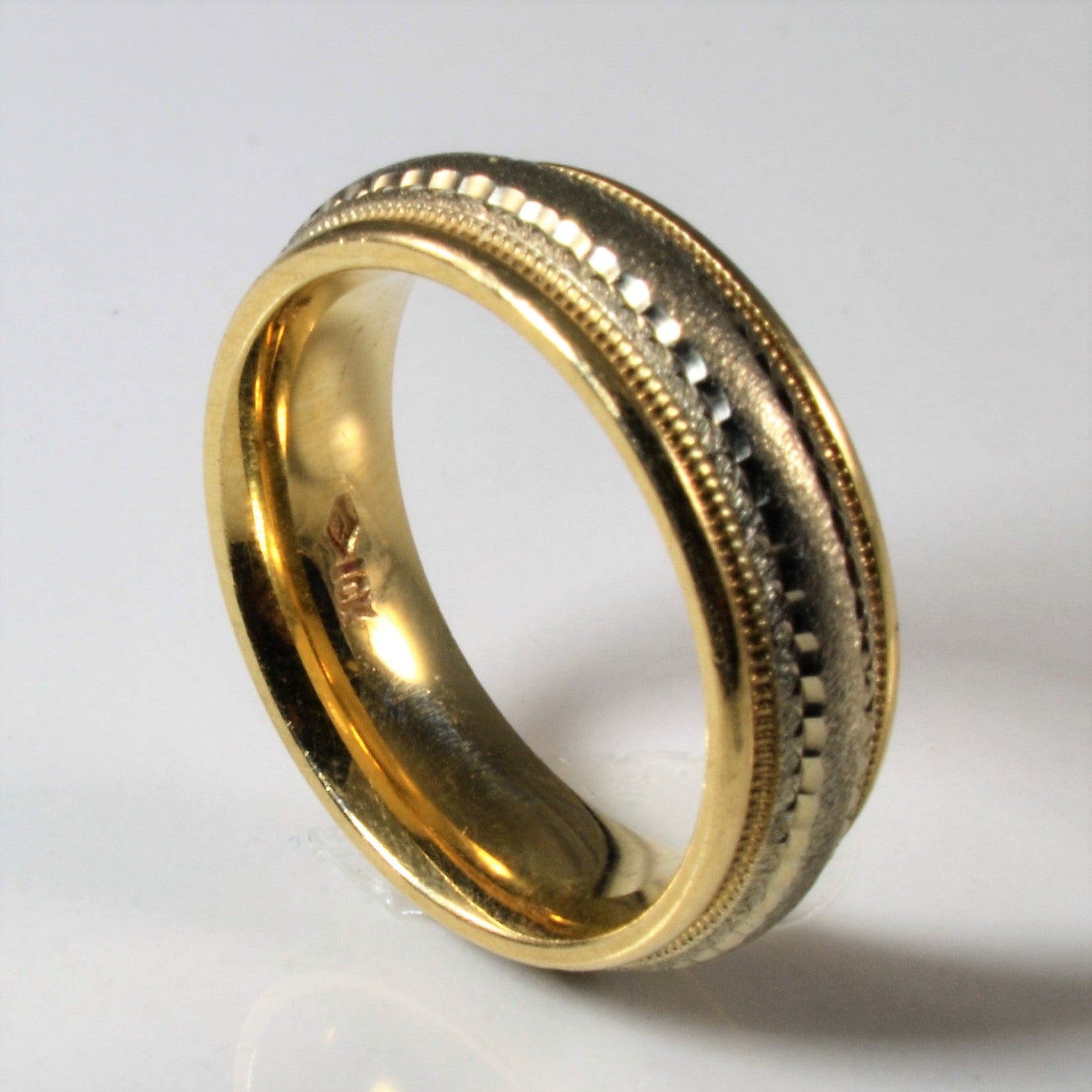 Milgrain Detailed Two Tone Wedding Band | SZ 6 |