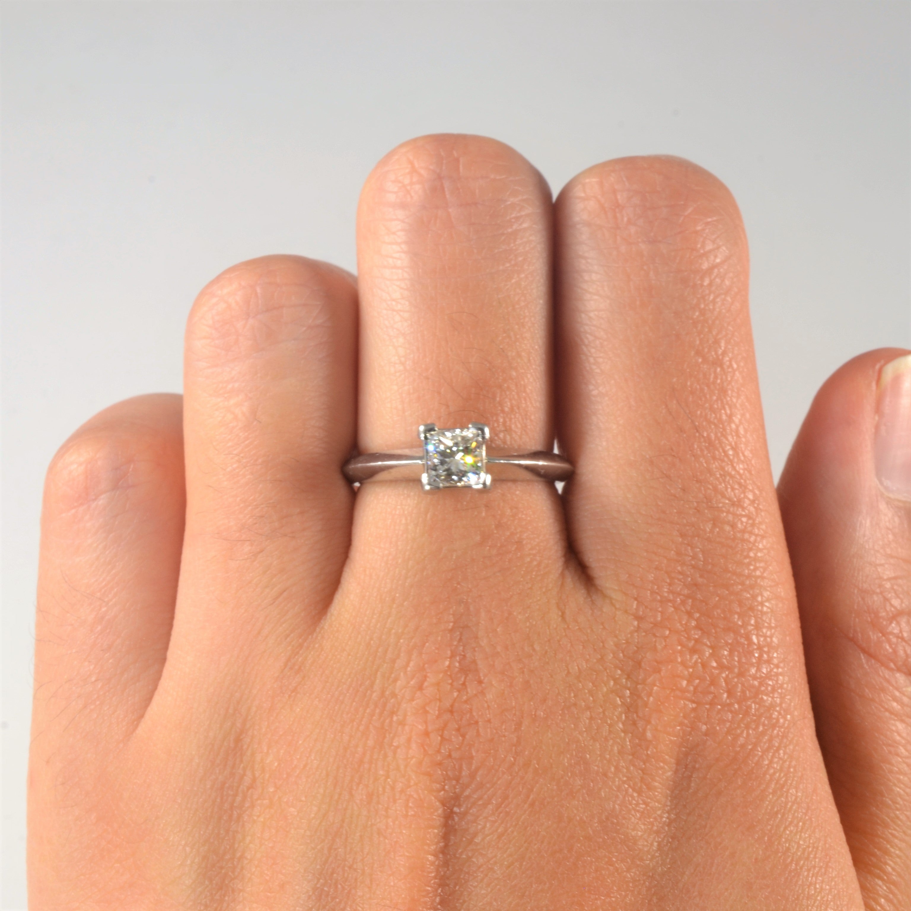 Bague de fiançailles solitaire princesse à bords tranchants | 0,70 ct | Taille 6,5 |