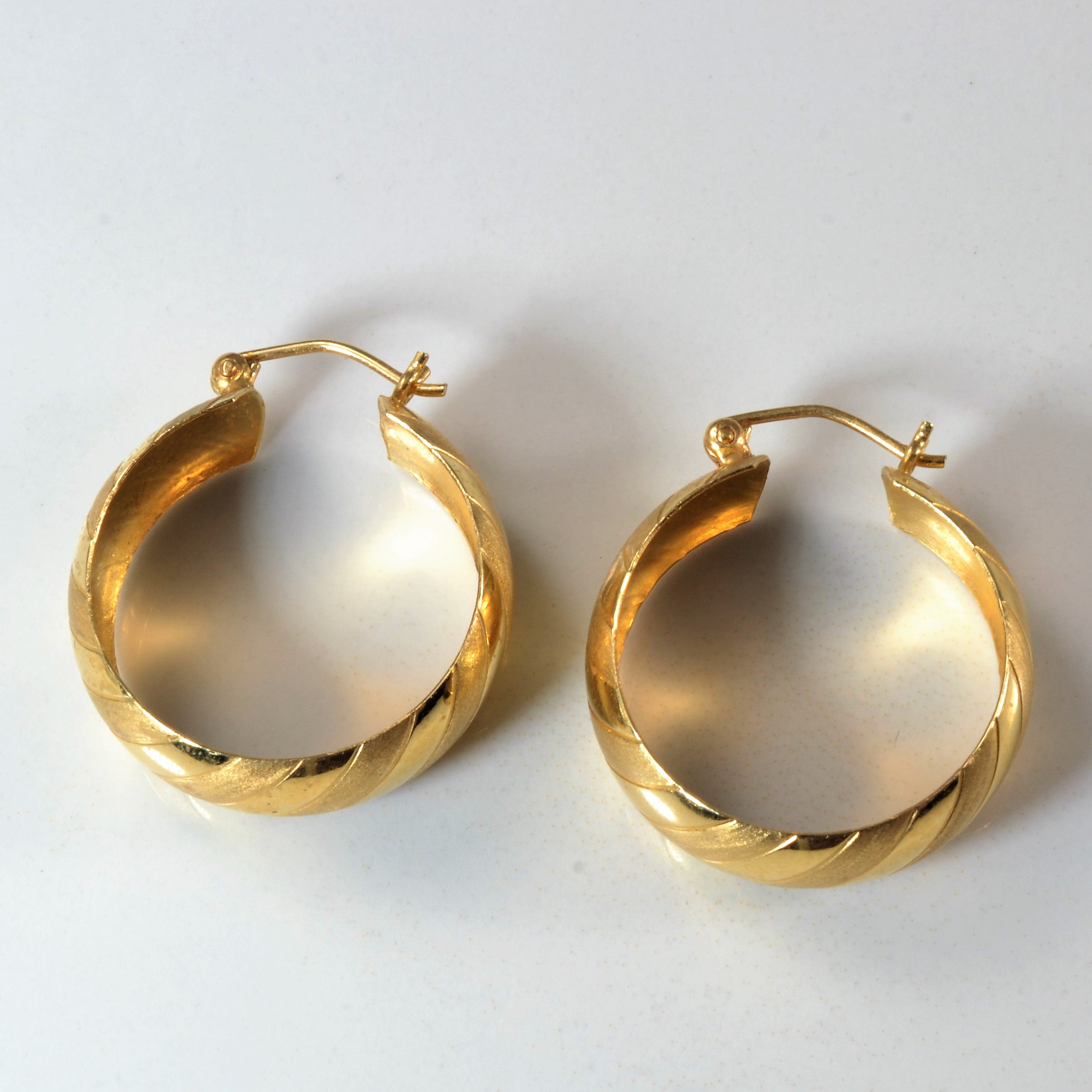 Yellow Gold Textured Hoop Earrings |