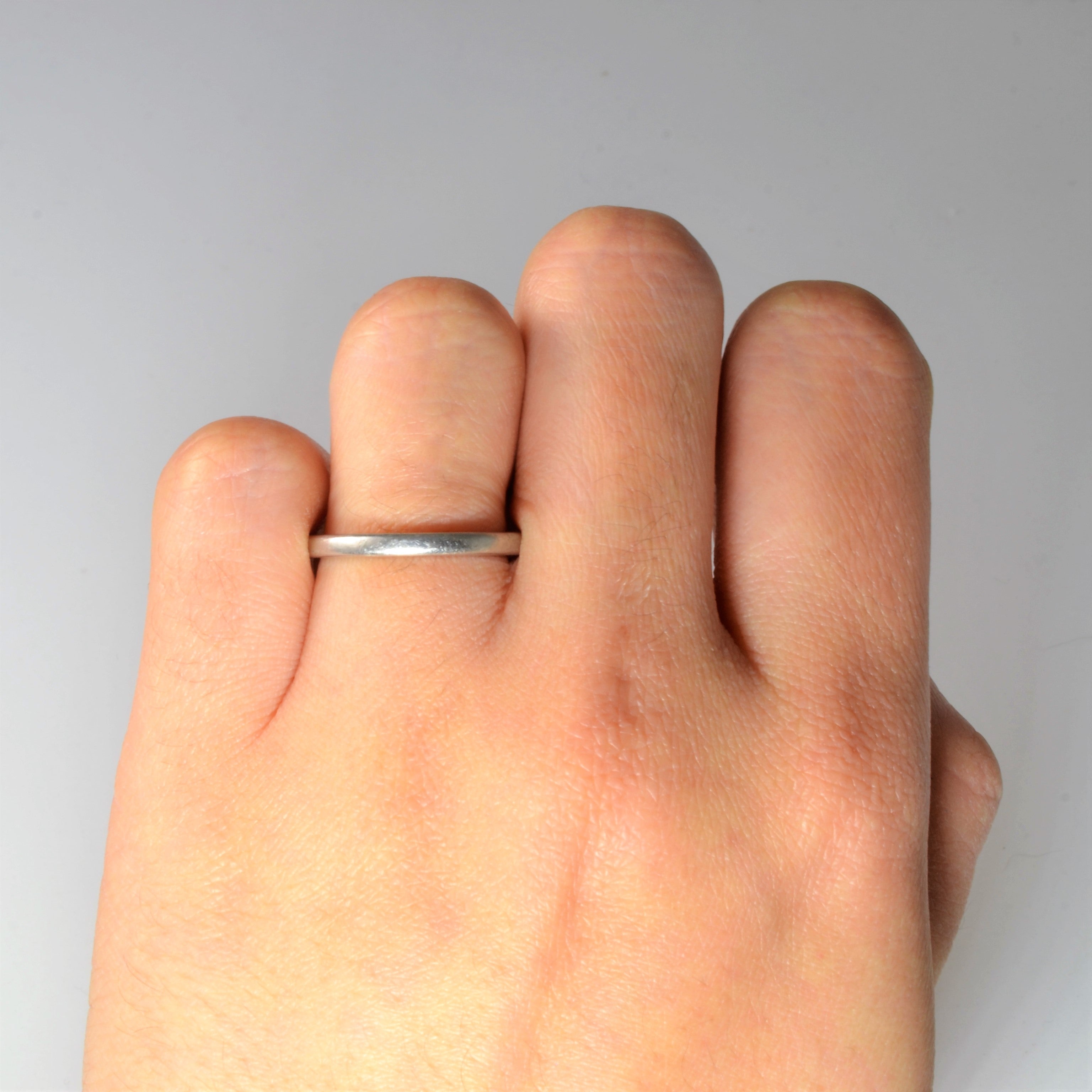 2mm Platinum Band | SZ 5.25 |