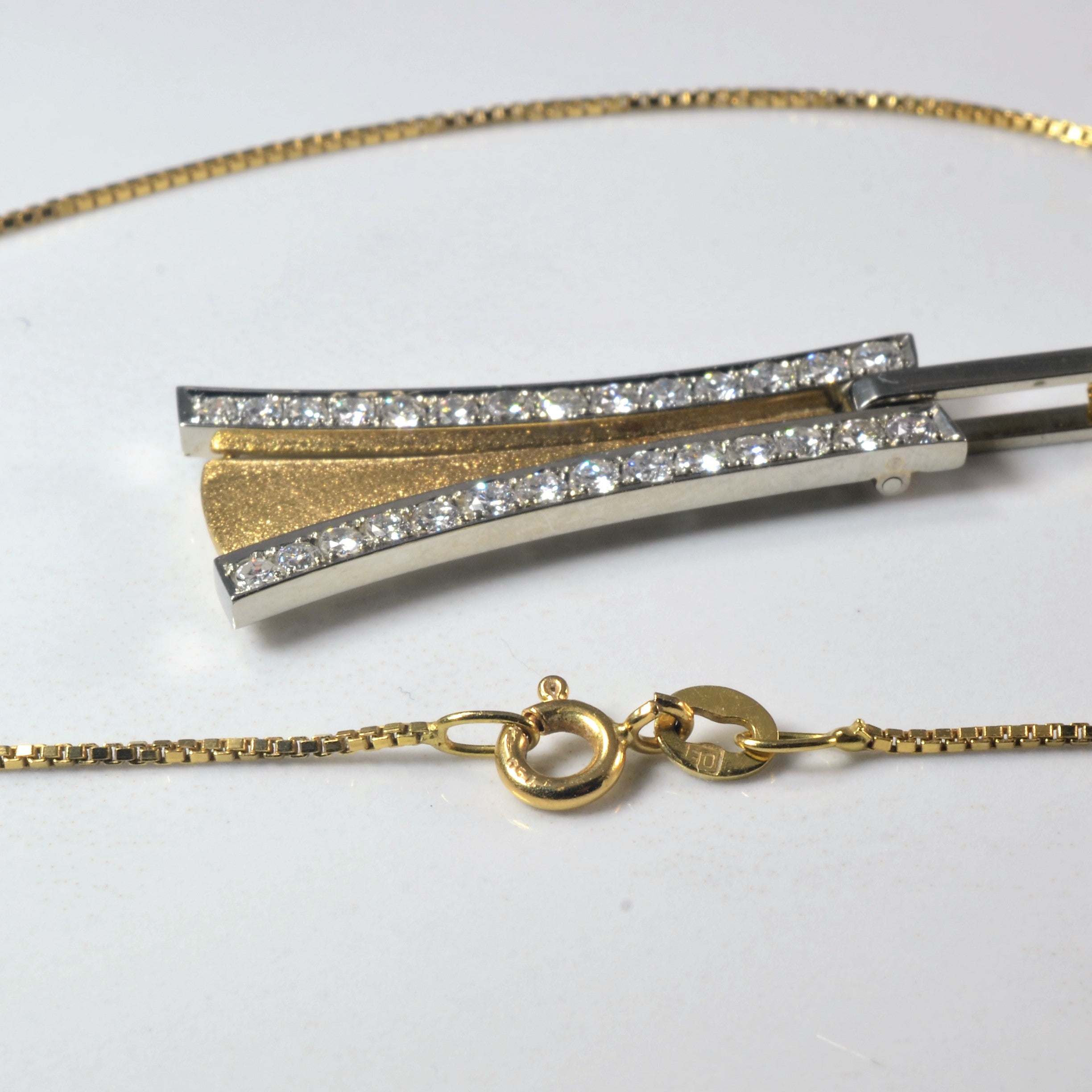 Diamond Flare Necklace | 0.98ctw | 18" |