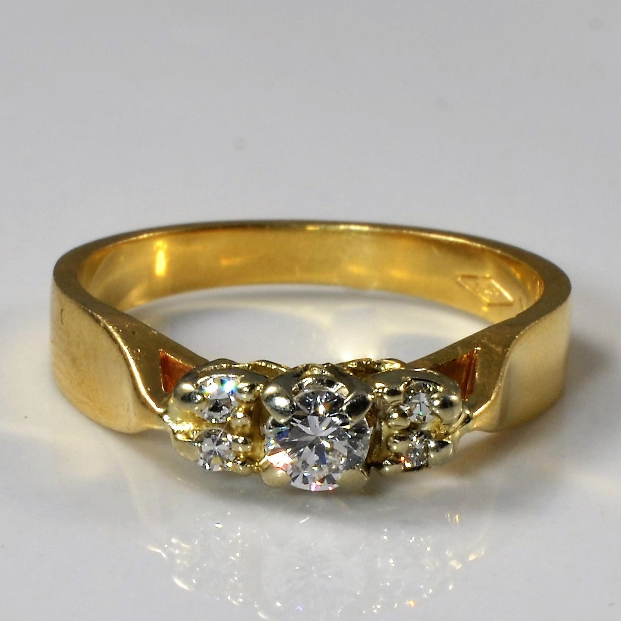Three Stone Style Diamond Ring | 0.19ctw | SZ 6 |