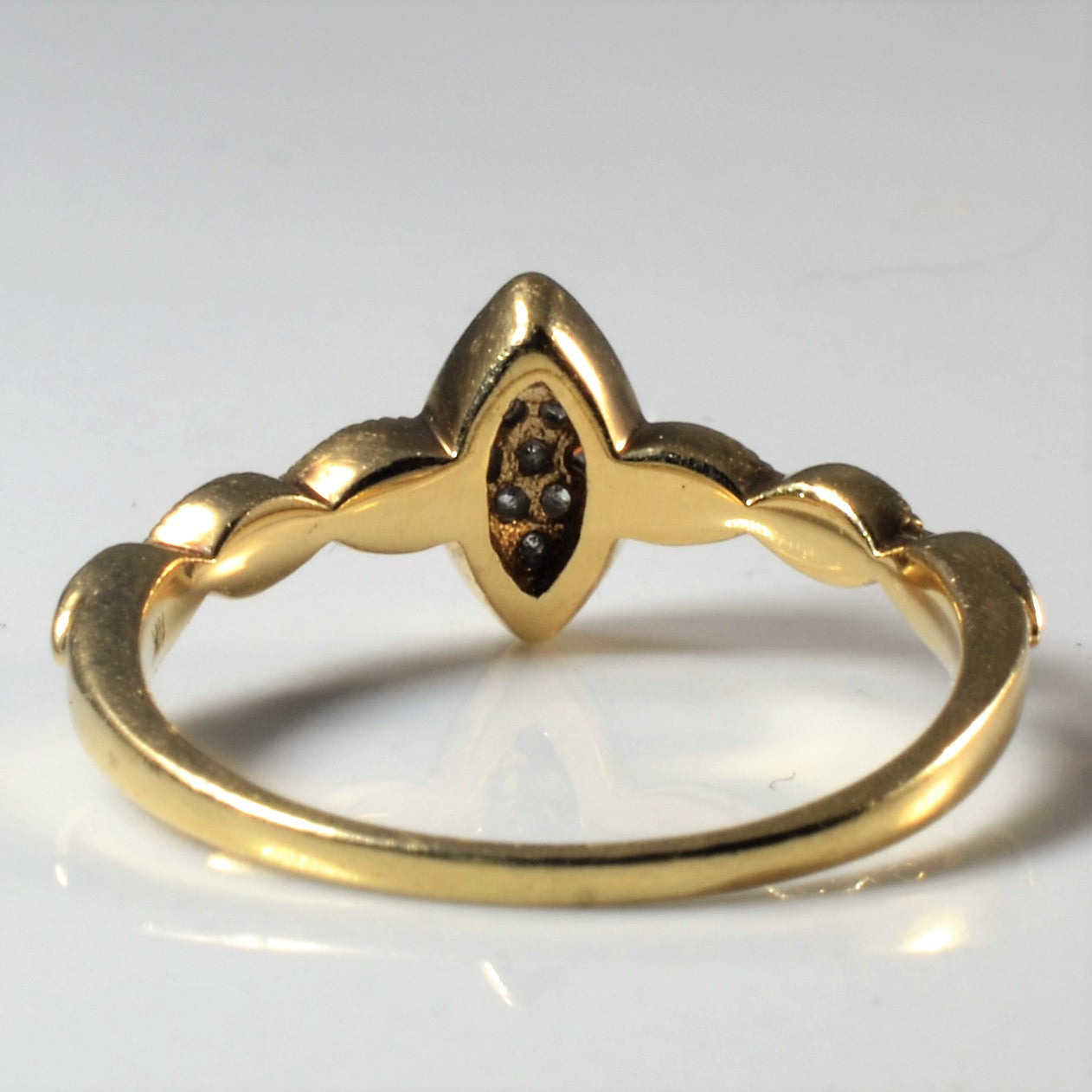 Bague sertie de diamants taille marquise | 0,06 ct | Taille 6,25 |