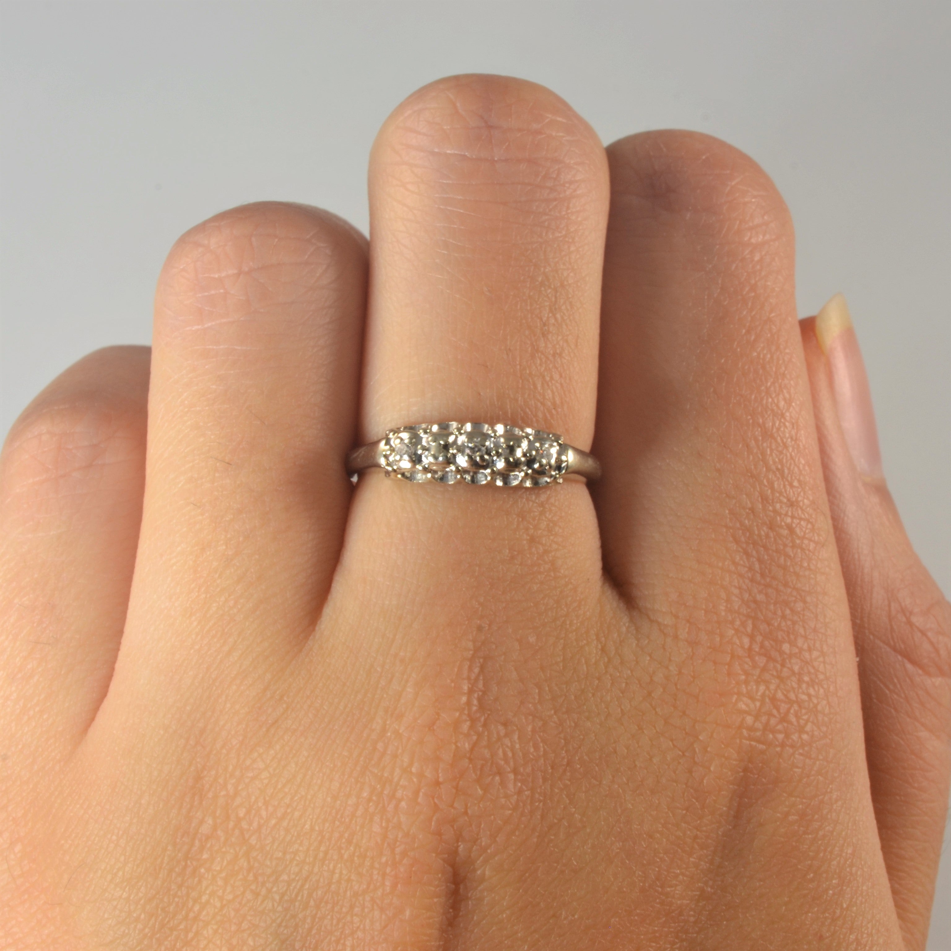 Retro Illusion Set Diamond Ring | 0.03ctw | SZ 6 |