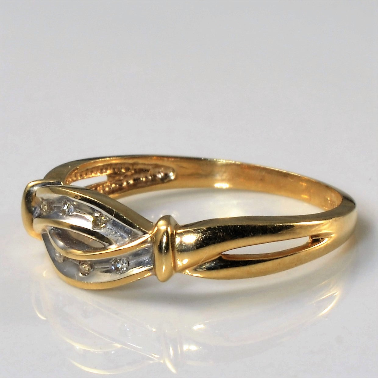 Crossover Diamond Knot Ring | 0.03ctw | SZ 6.75 |