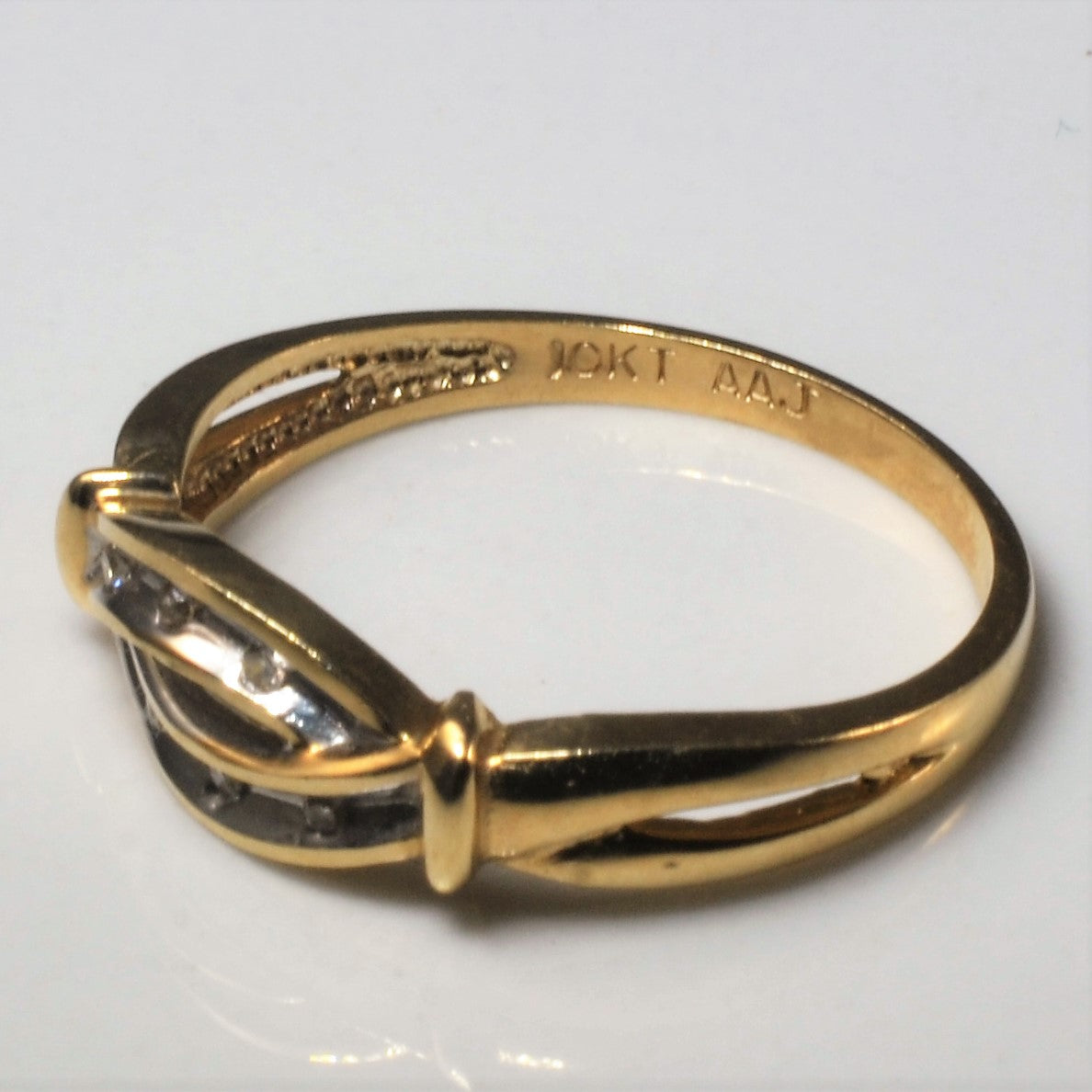Crossover Diamond Knot Ring | 0.03ctw | SZ 6.75 |