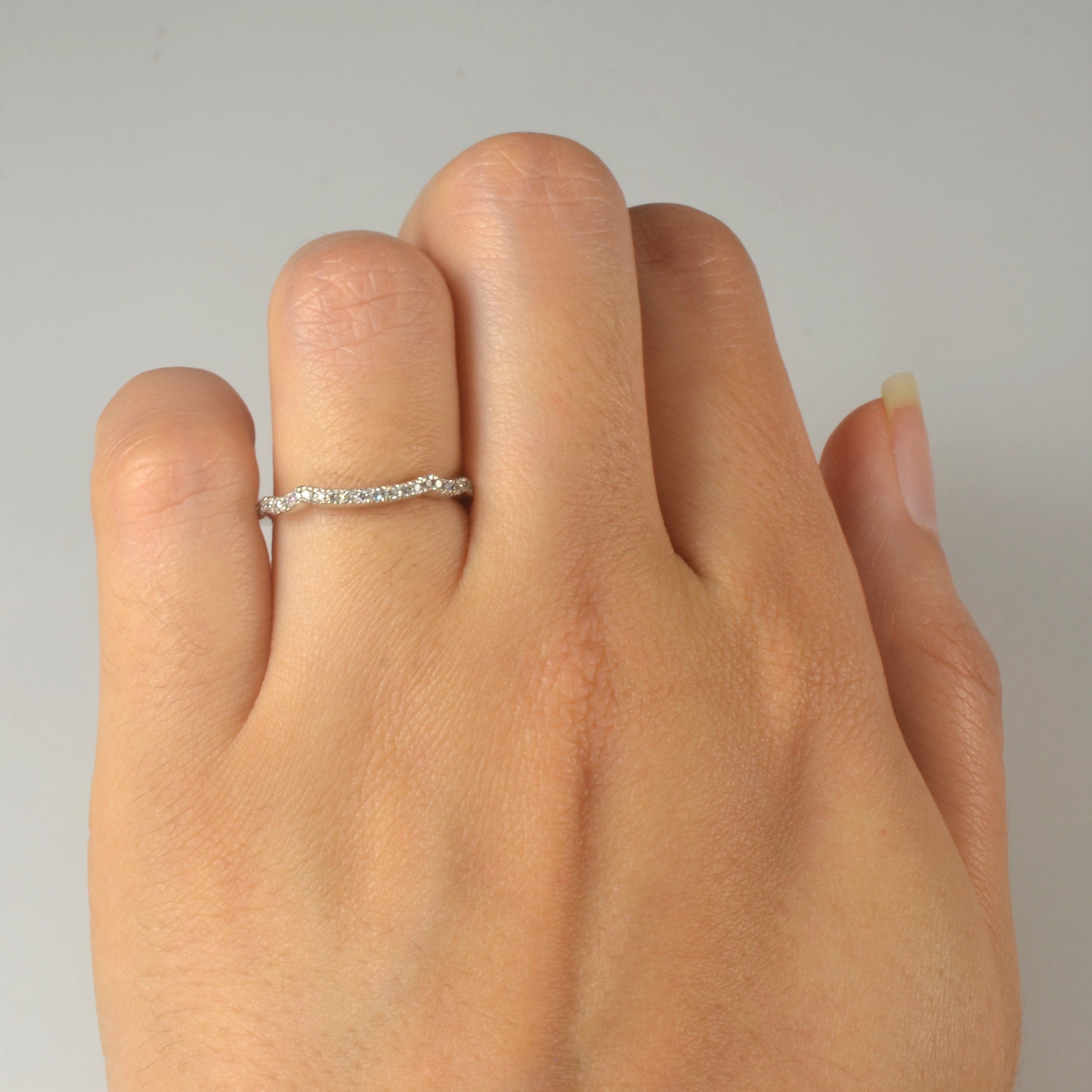 Diamond Contour Band | 0.12ctw | SZ 5.5 |