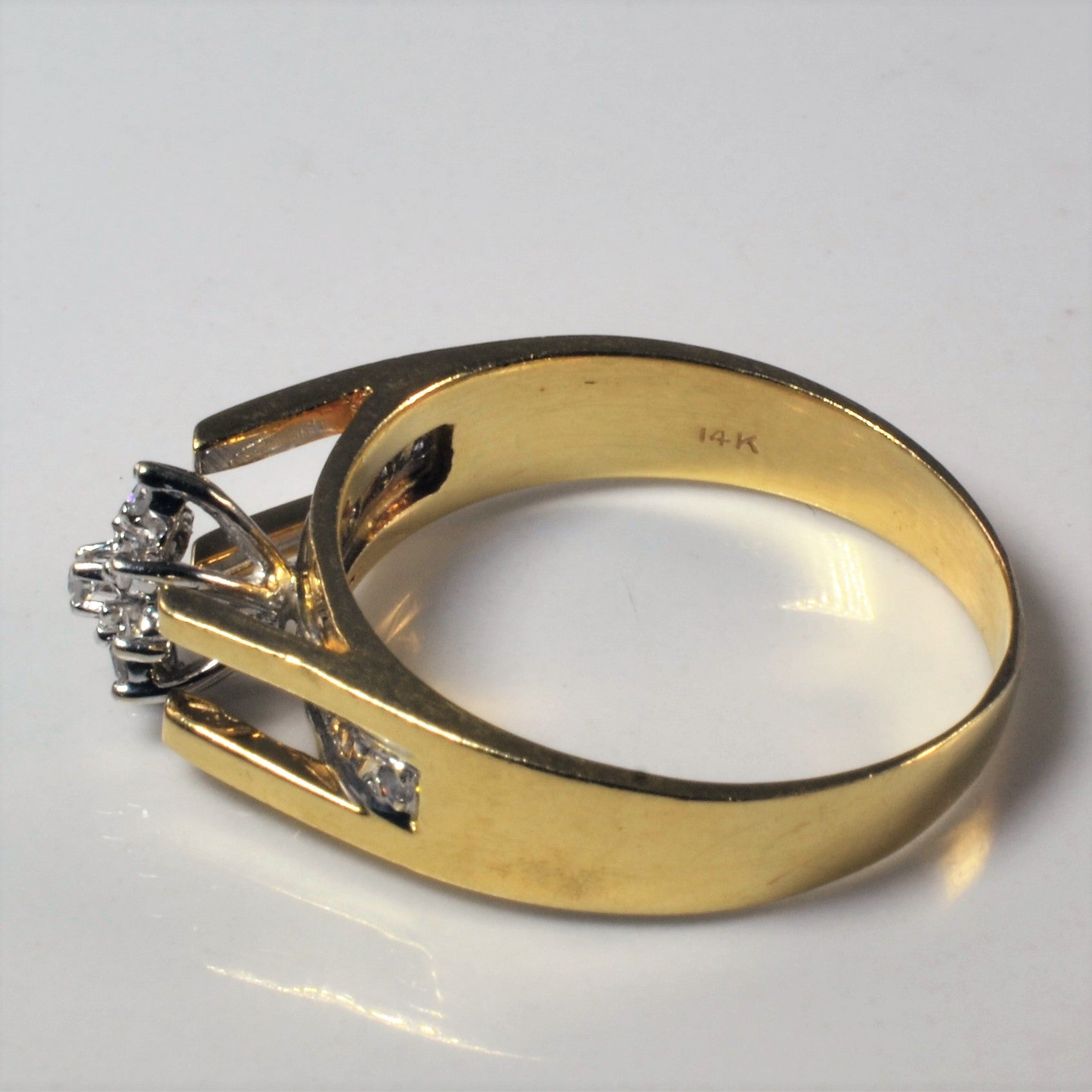 High Set Cluster Diamond Ring | 0.18ctw | SZ 9 |