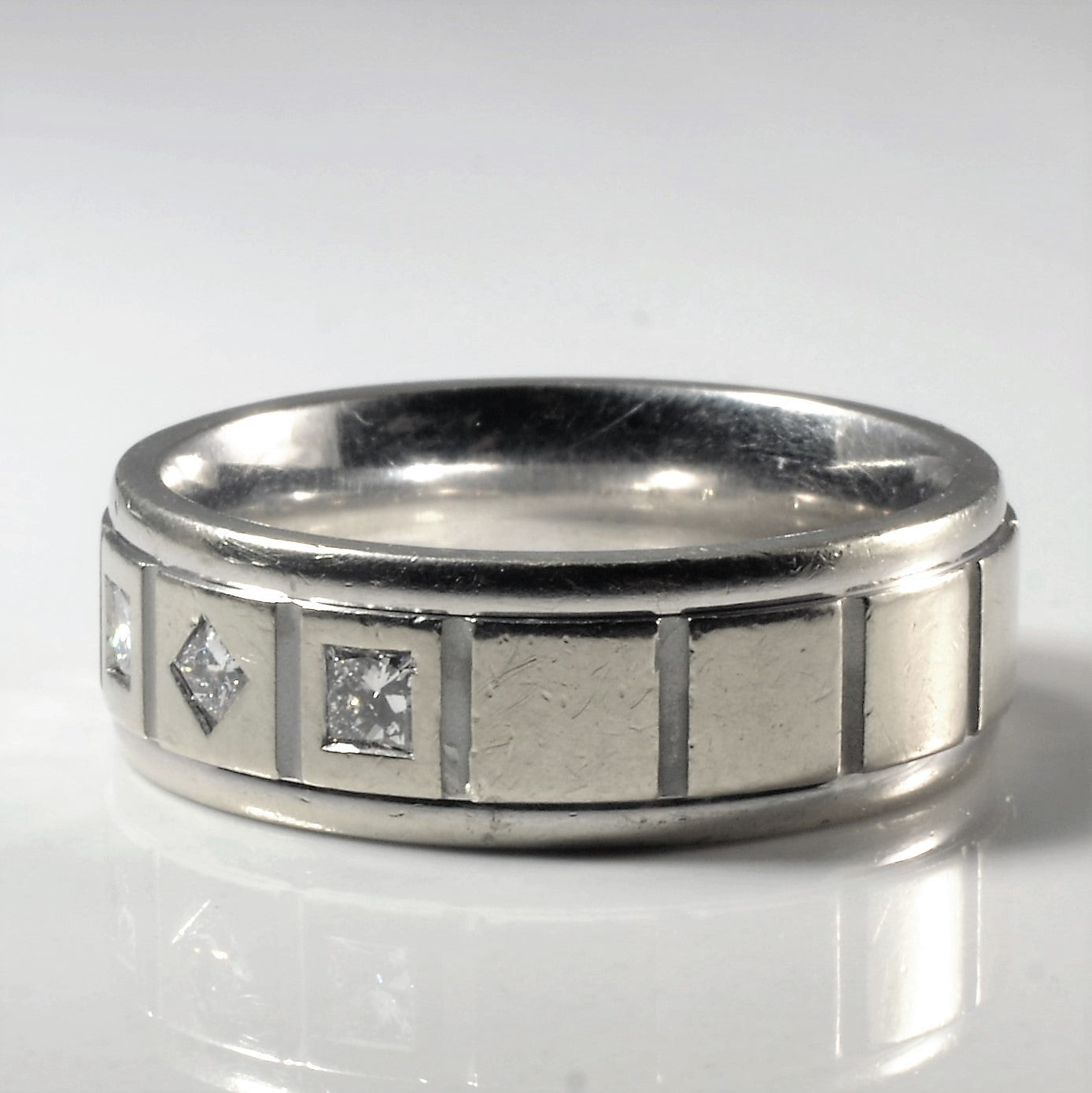 Flush Set Princess Diamond Ring | 0.85ctw | SZ 10 |