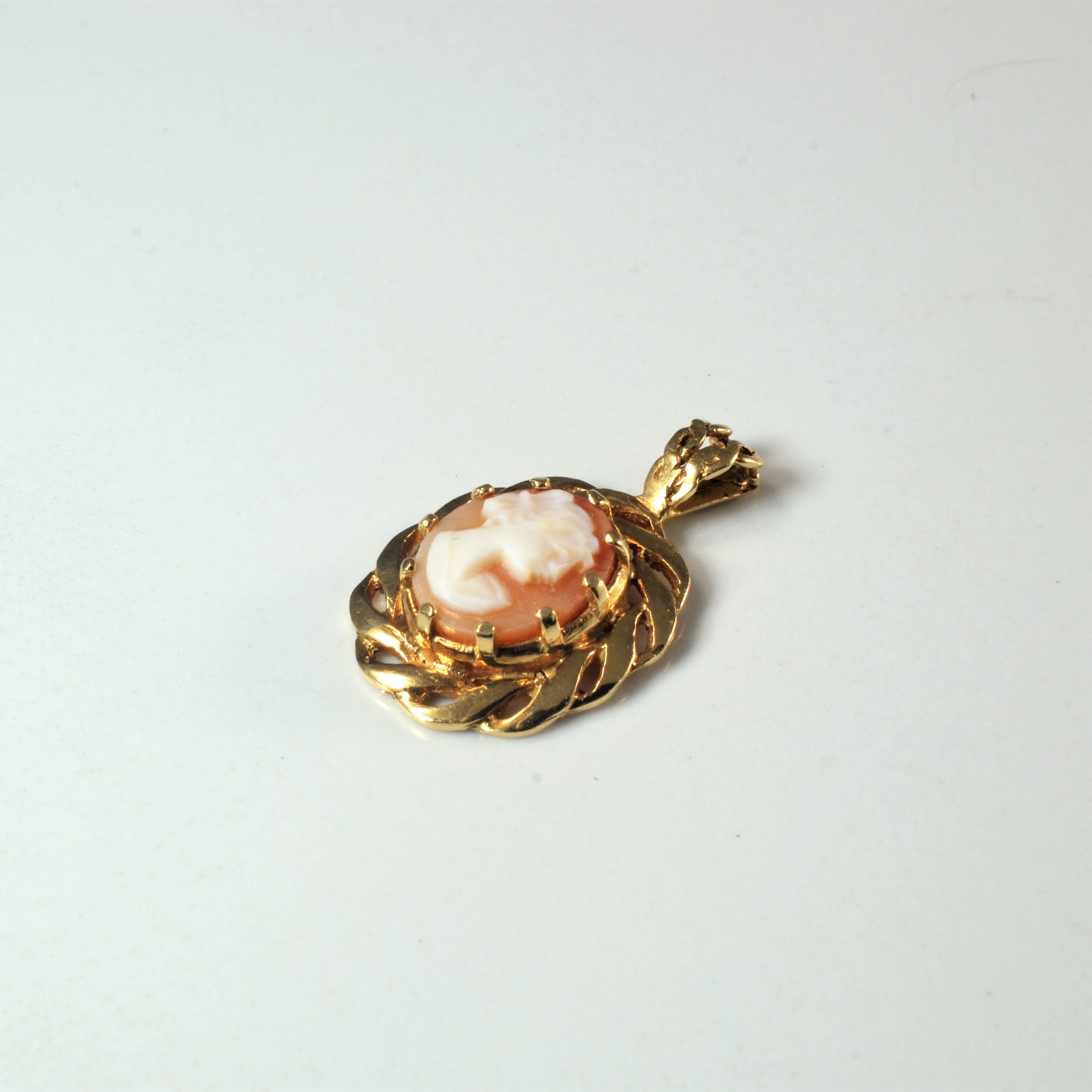 Cameo Shell Pendant | 1.00ct |