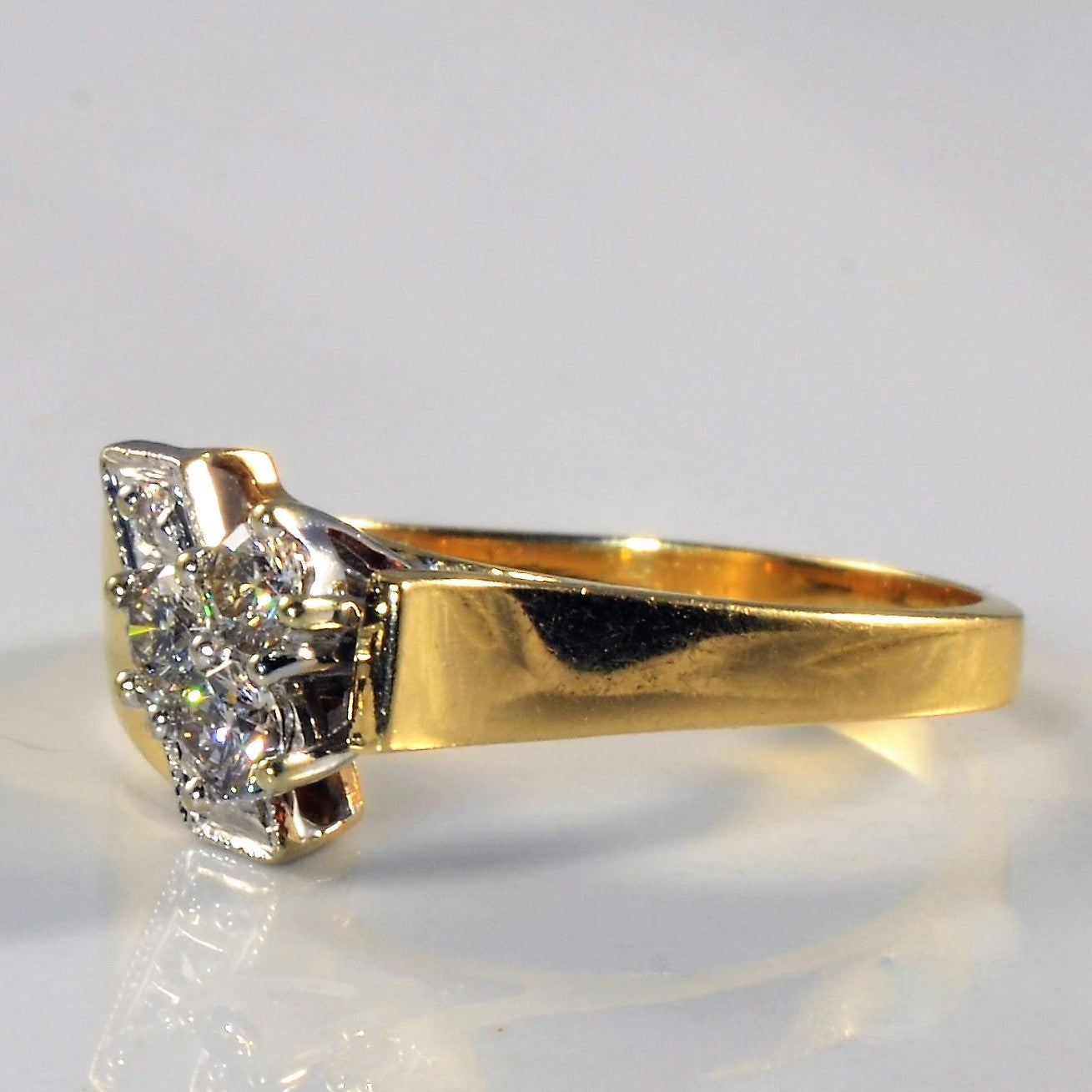 Cluster Diamond Ring | 0.26ctw | SZ 8.75 |