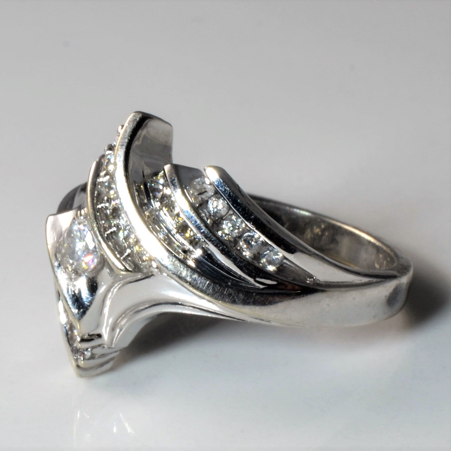 Bague multicanaux sertie de diamants | 0,39 ct | Taille 6,5 |