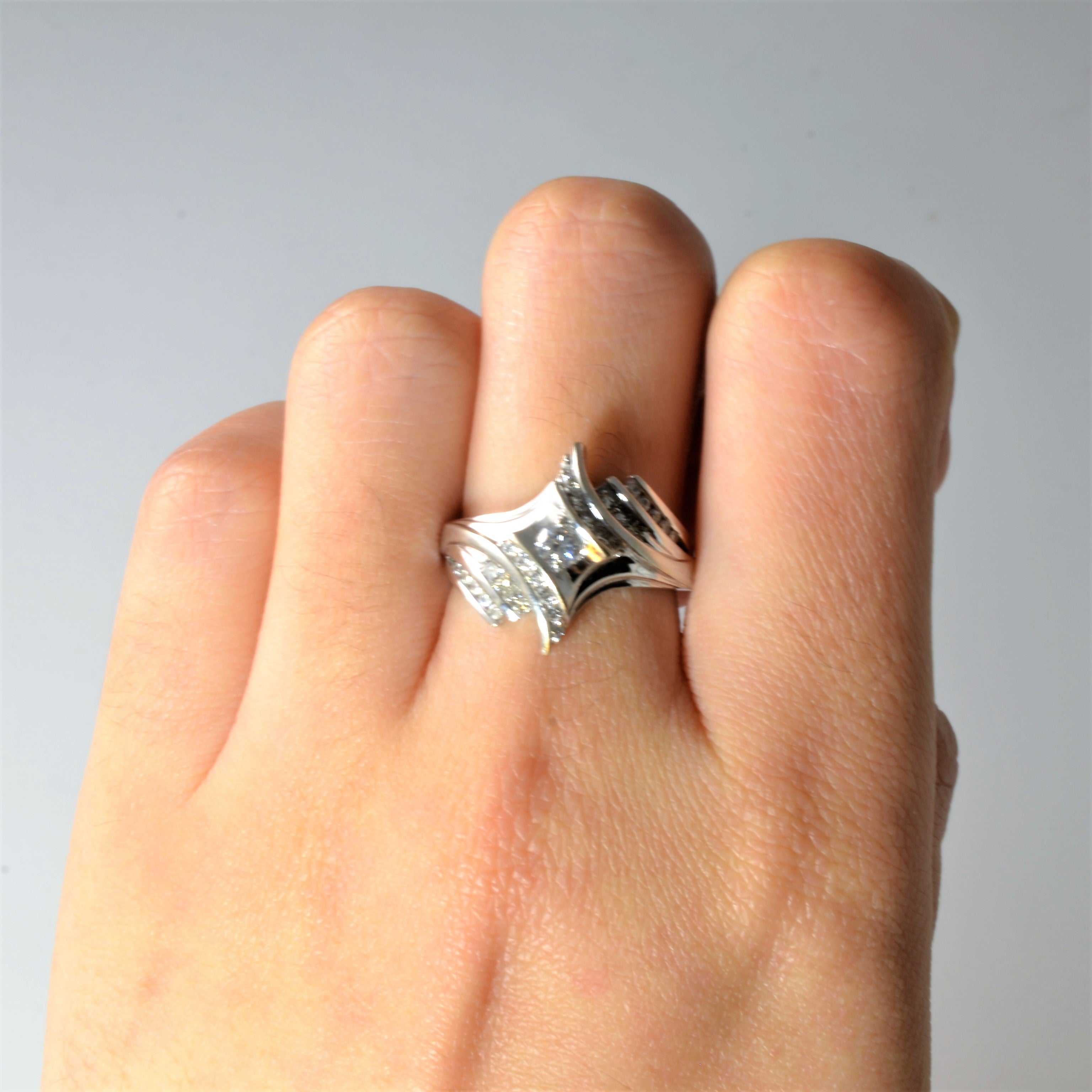 Bague multicanaux sertie de diamants | 0,39 ct | Taille 6,5 |
