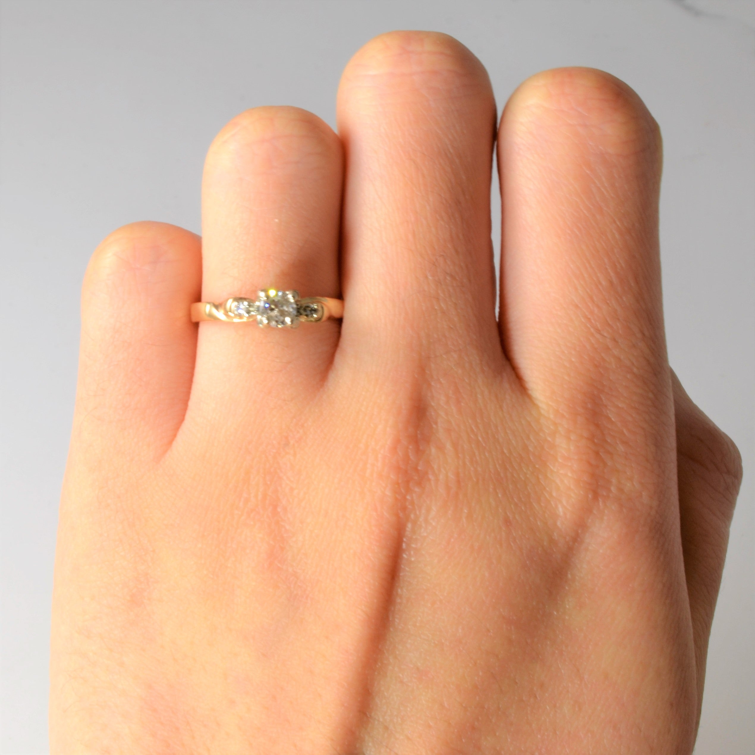 Three Stone Diamond Engagement Ring | 0.27ctw | SZ 5.5 |