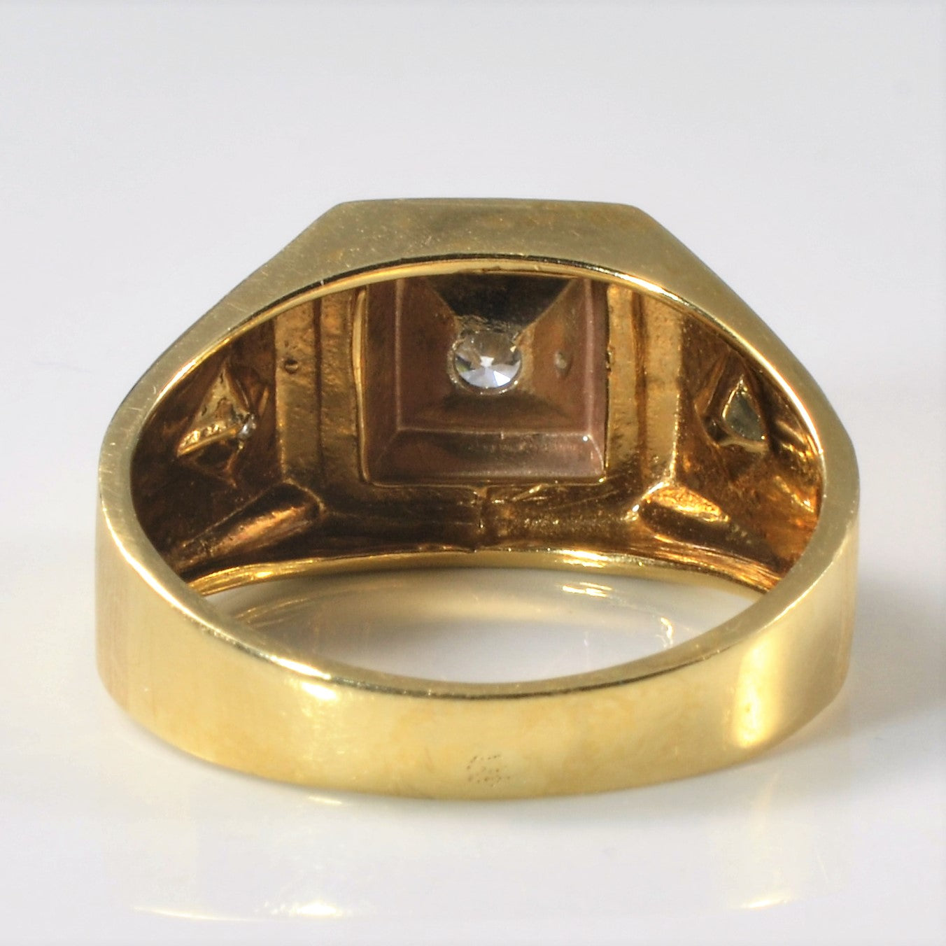 Illusion Set Three Stone Diamond Ring | 0.20ctw | SZ 9 |