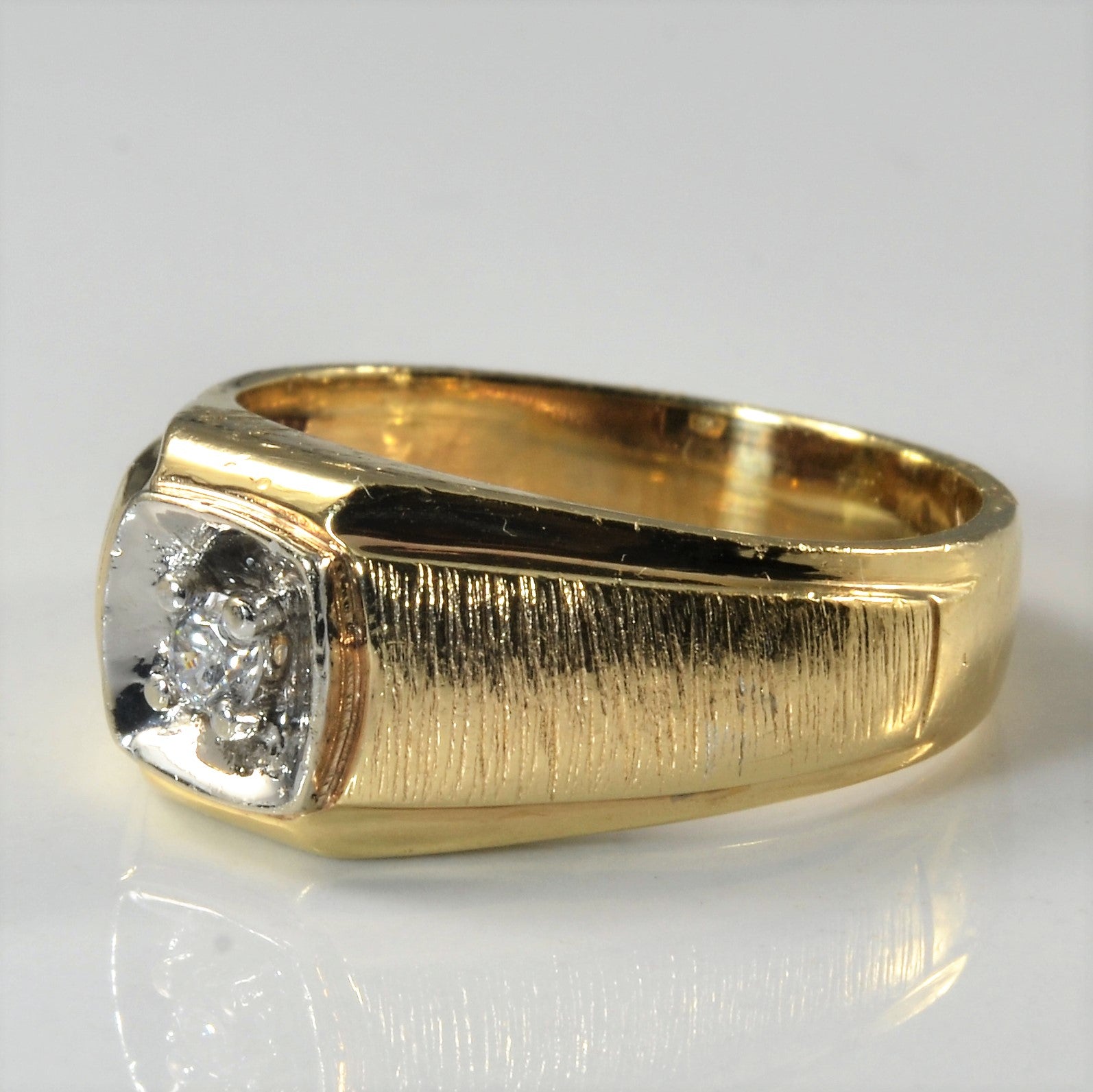 Solitaire Diamond Ring | 0.10ct | SZ 8.5 |