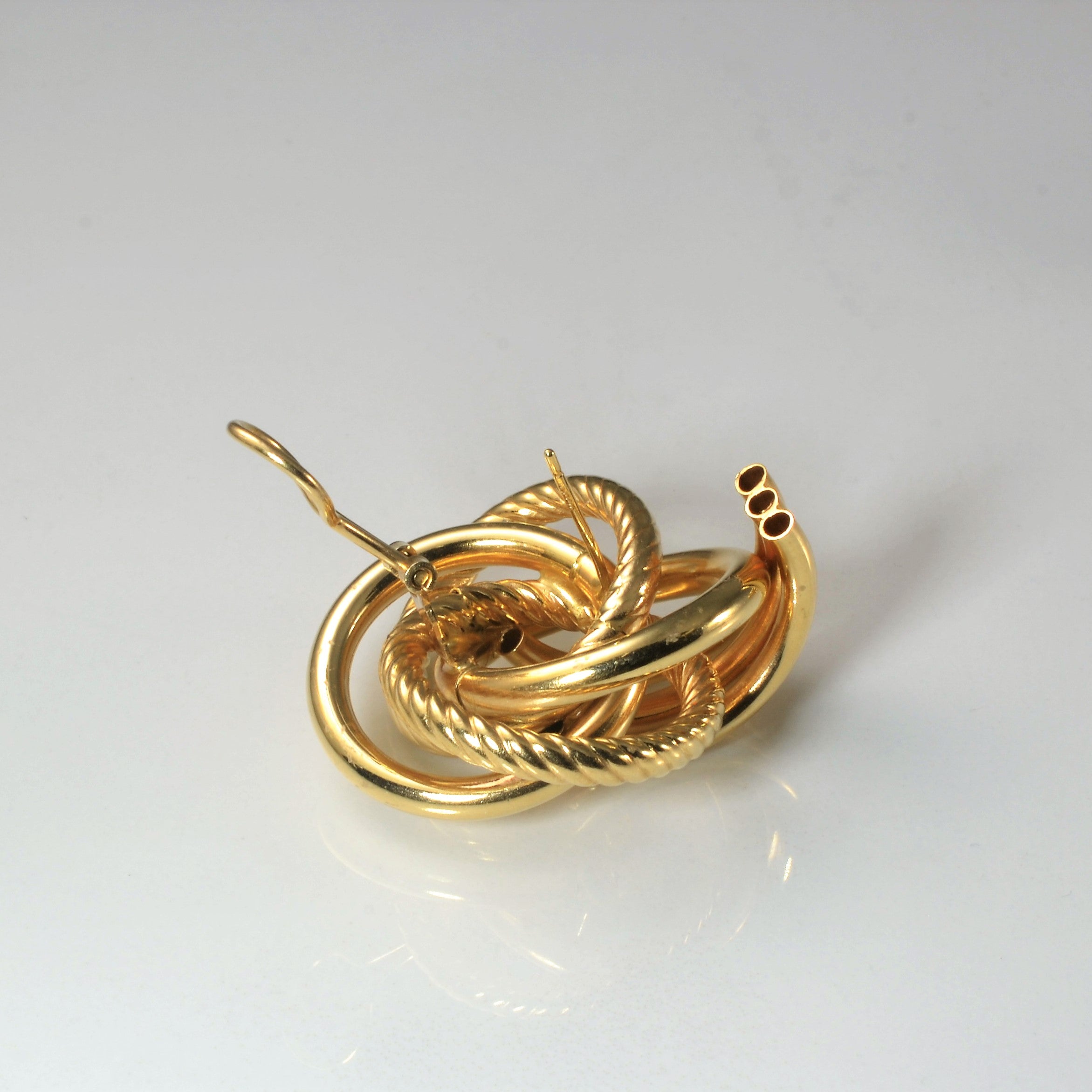 Interlocking Gold Rope Earrings |