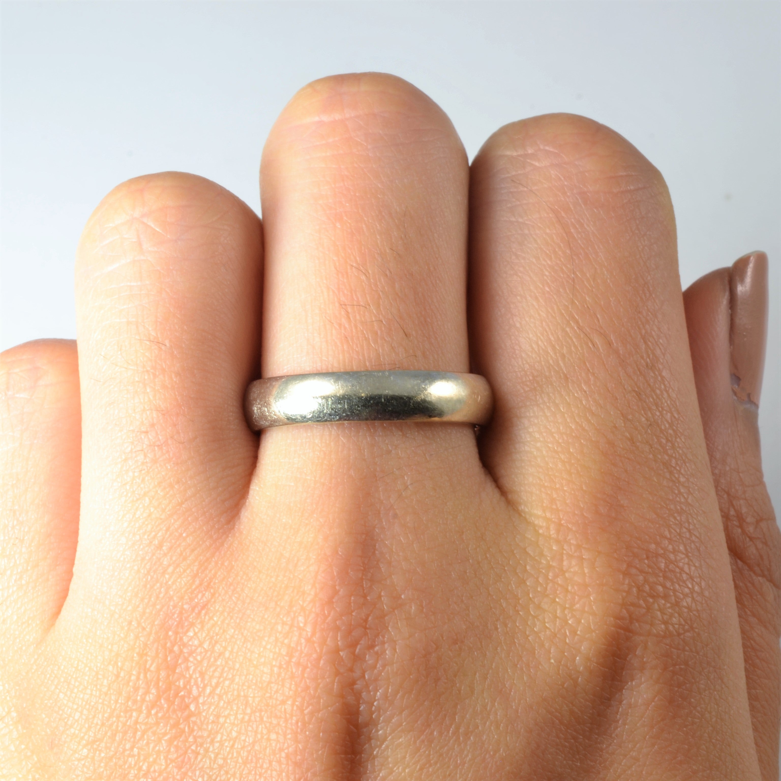 White Gold Wedding Band | SZ 8.5 |