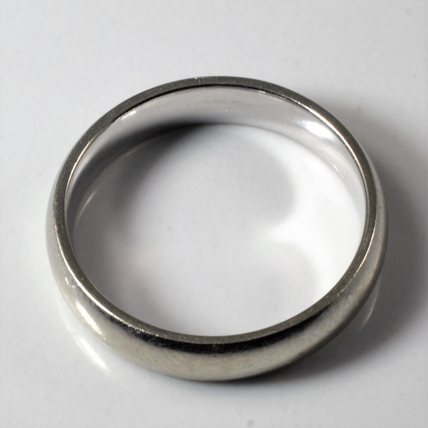 White Gold Wedding Band | SZ 8.5 |