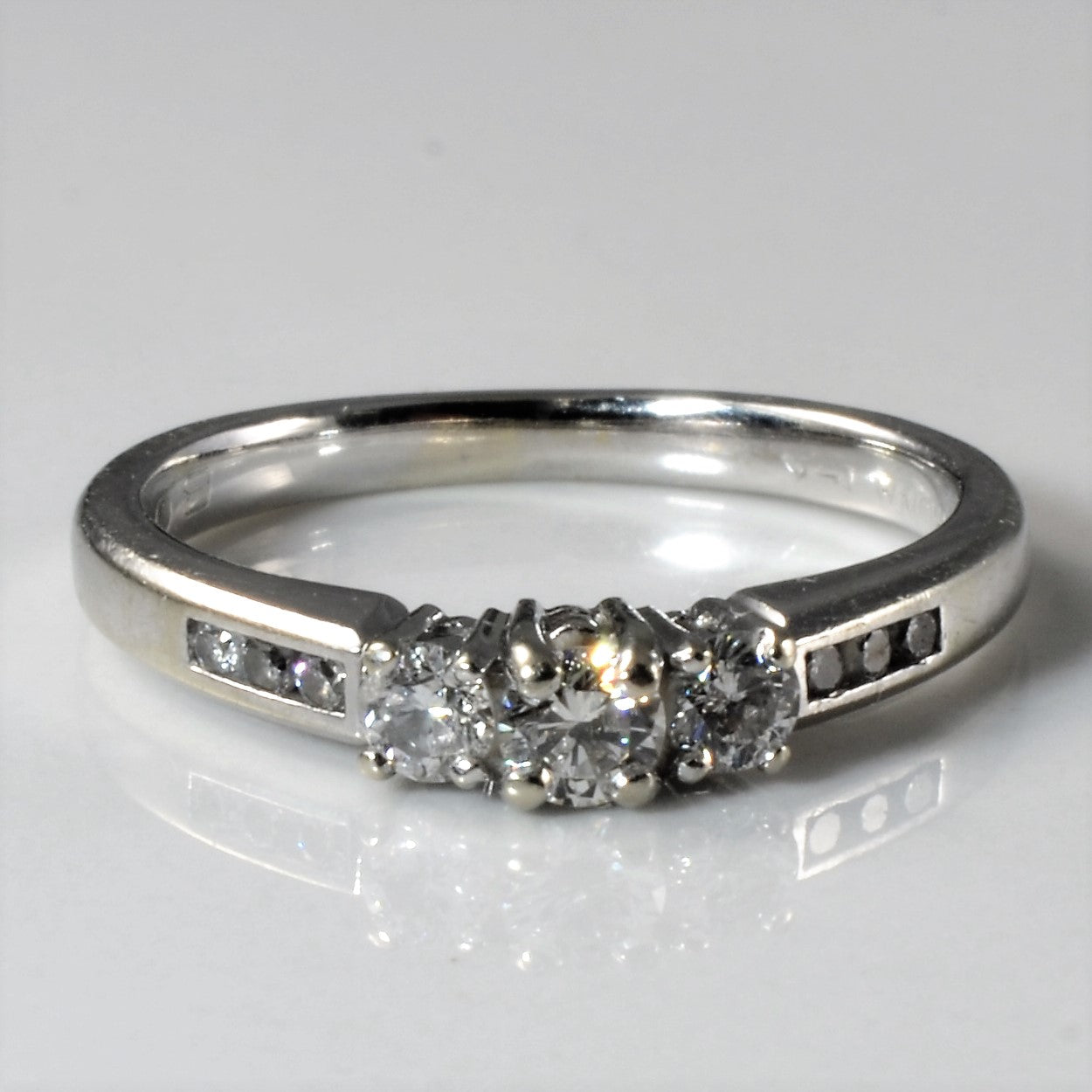 Three Stone Diamond Ring | 0.28ctw | SZ 5.5 |