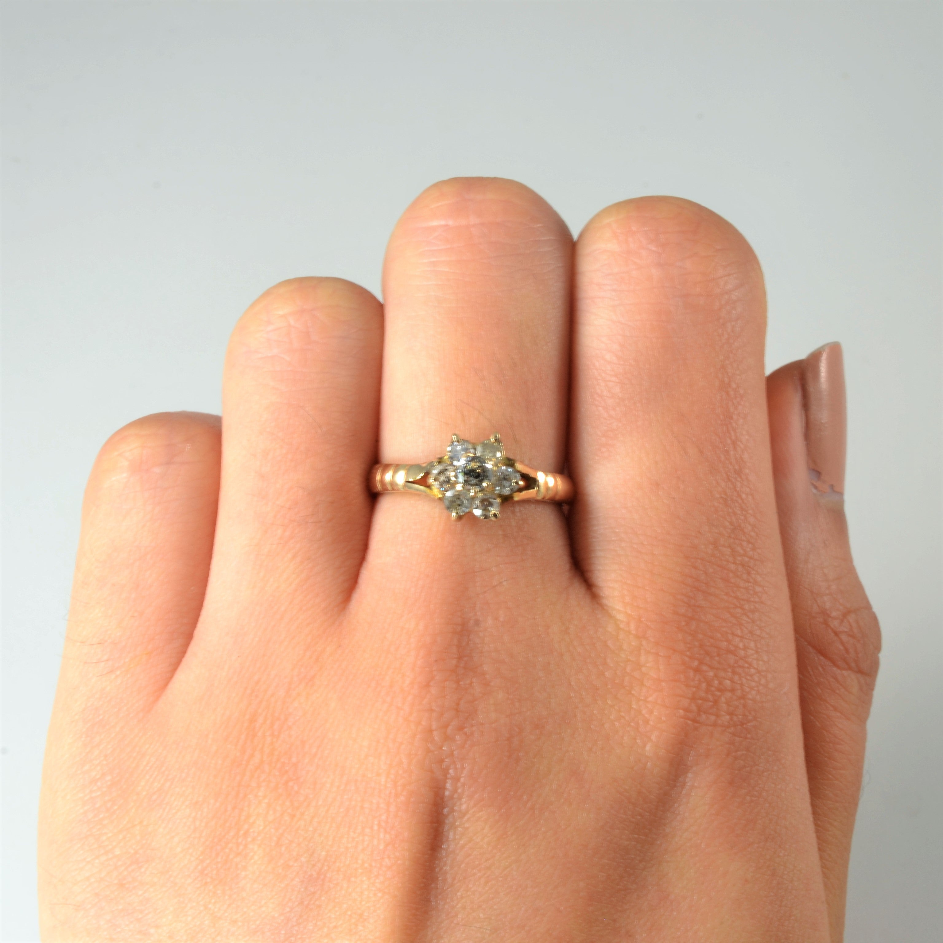 Bague diamantée de style édouardien manquante (avril 2024) | 0,40 ct | Taille 6,25 |