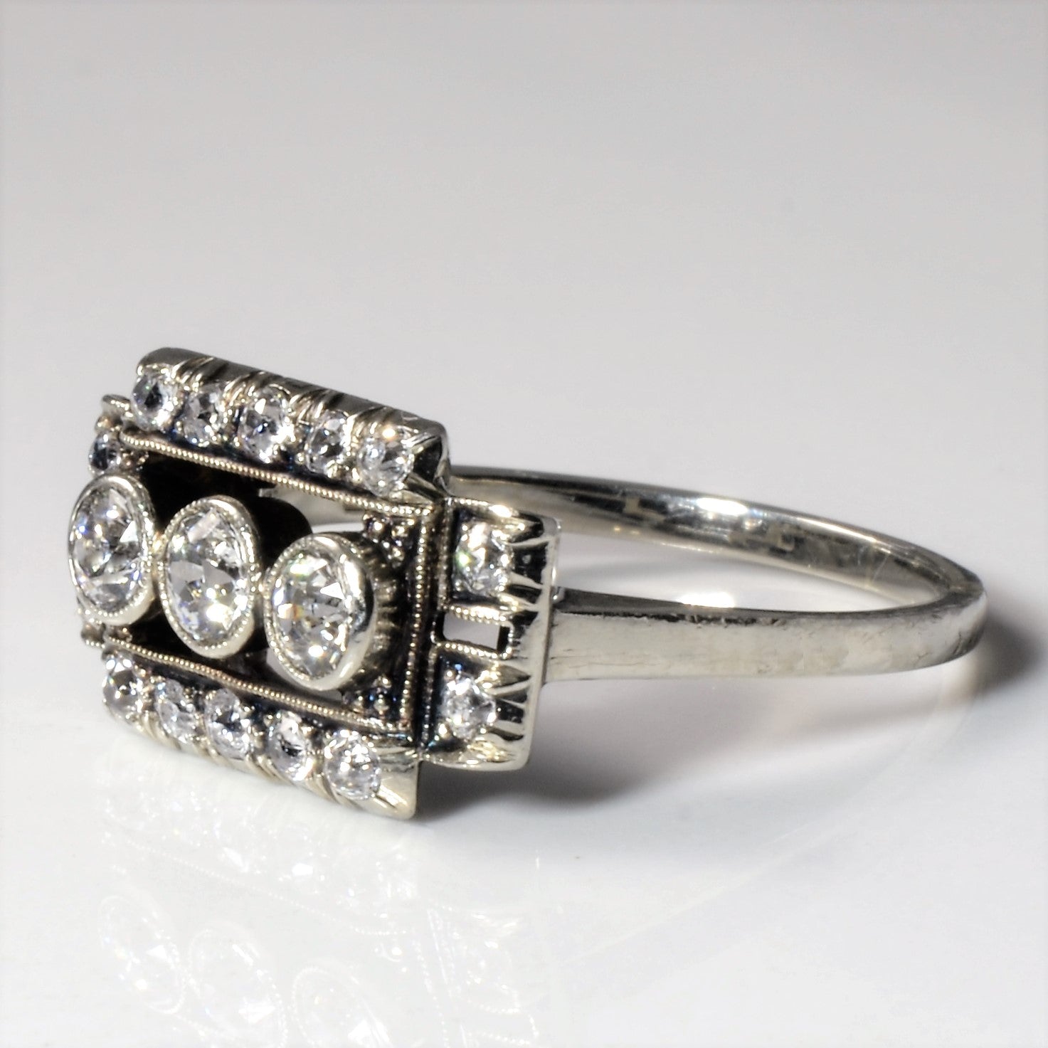 Bague cocktail élégante de style Art déco avec diamants | 0,99 ct | Taille 8,5 |