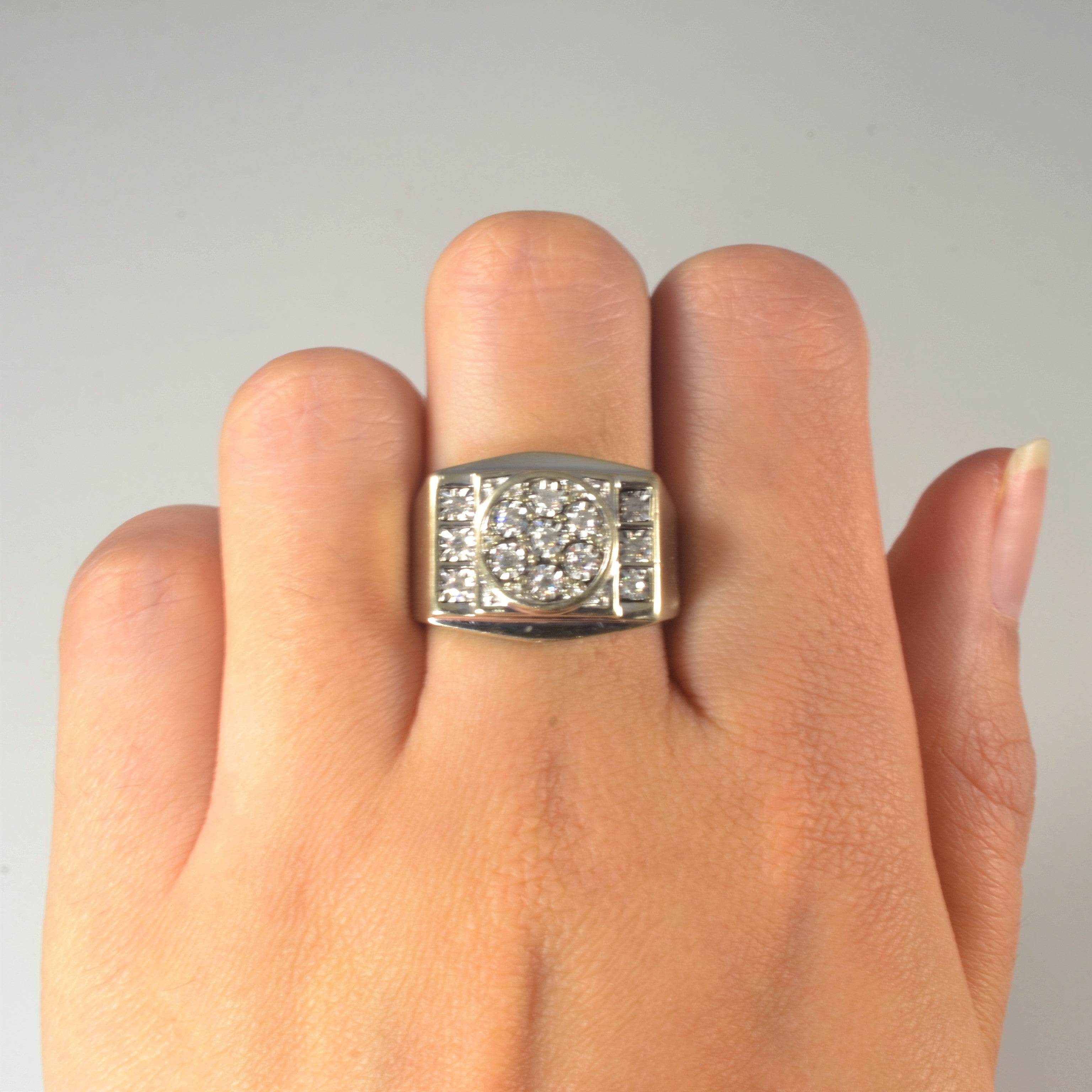 Bague large sertie de diamants | 0,13 ct | Taille 5,75 |