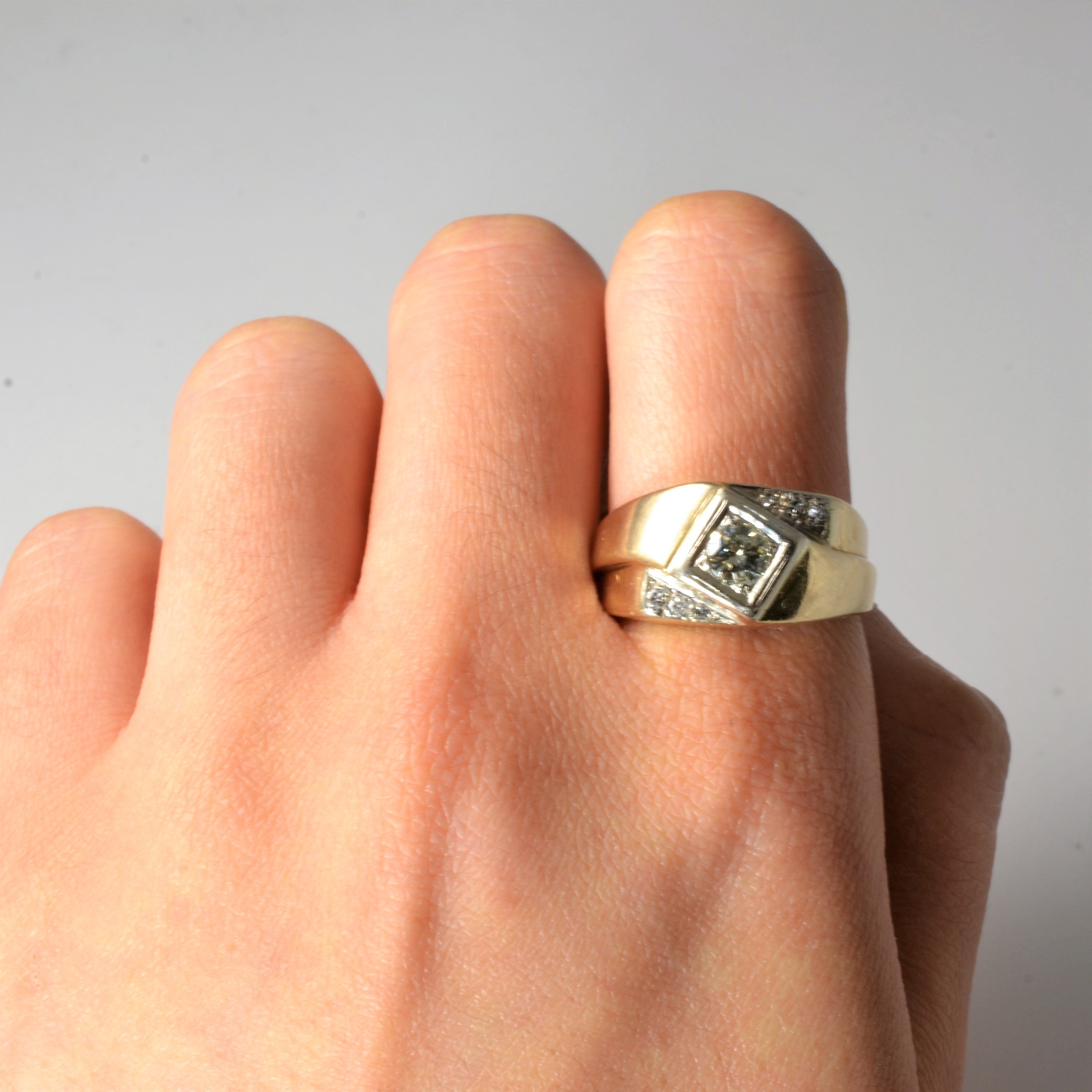 Flush Set Diamond Ring | 0.44ctw | SZ 9.5 |