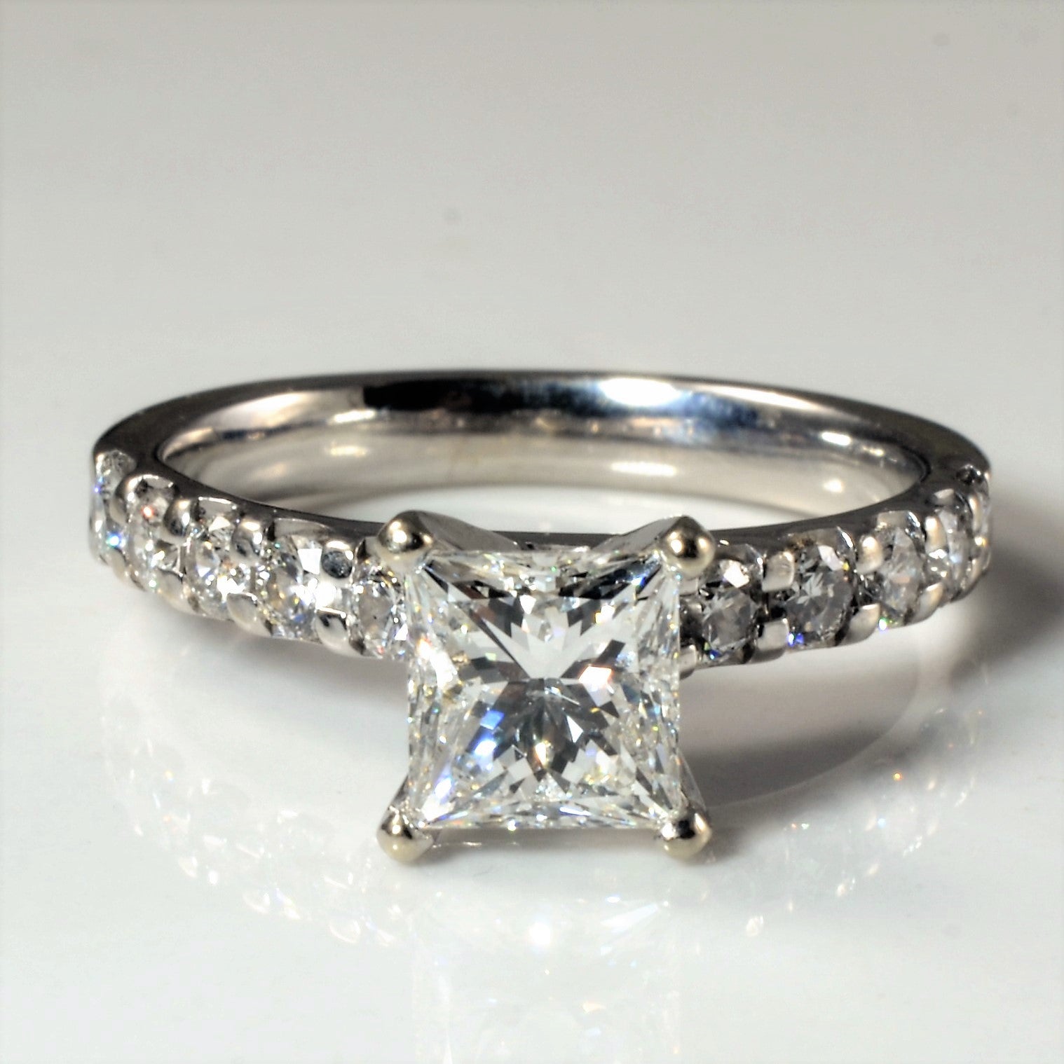 Bague de fiançailles en diamant princesse | 1,25 ct | Taille 5,25 |