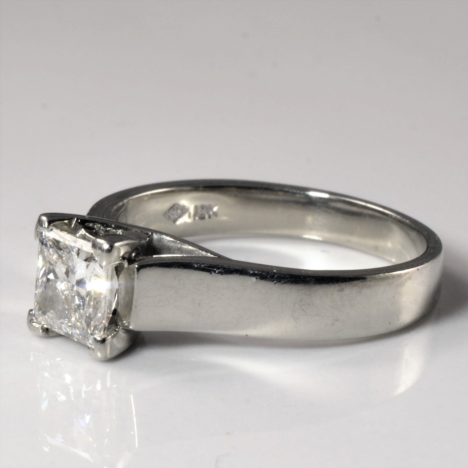 Bague de fiançailles diamant princesse à large anneau | 0,90 ct | Taille 6,25 |