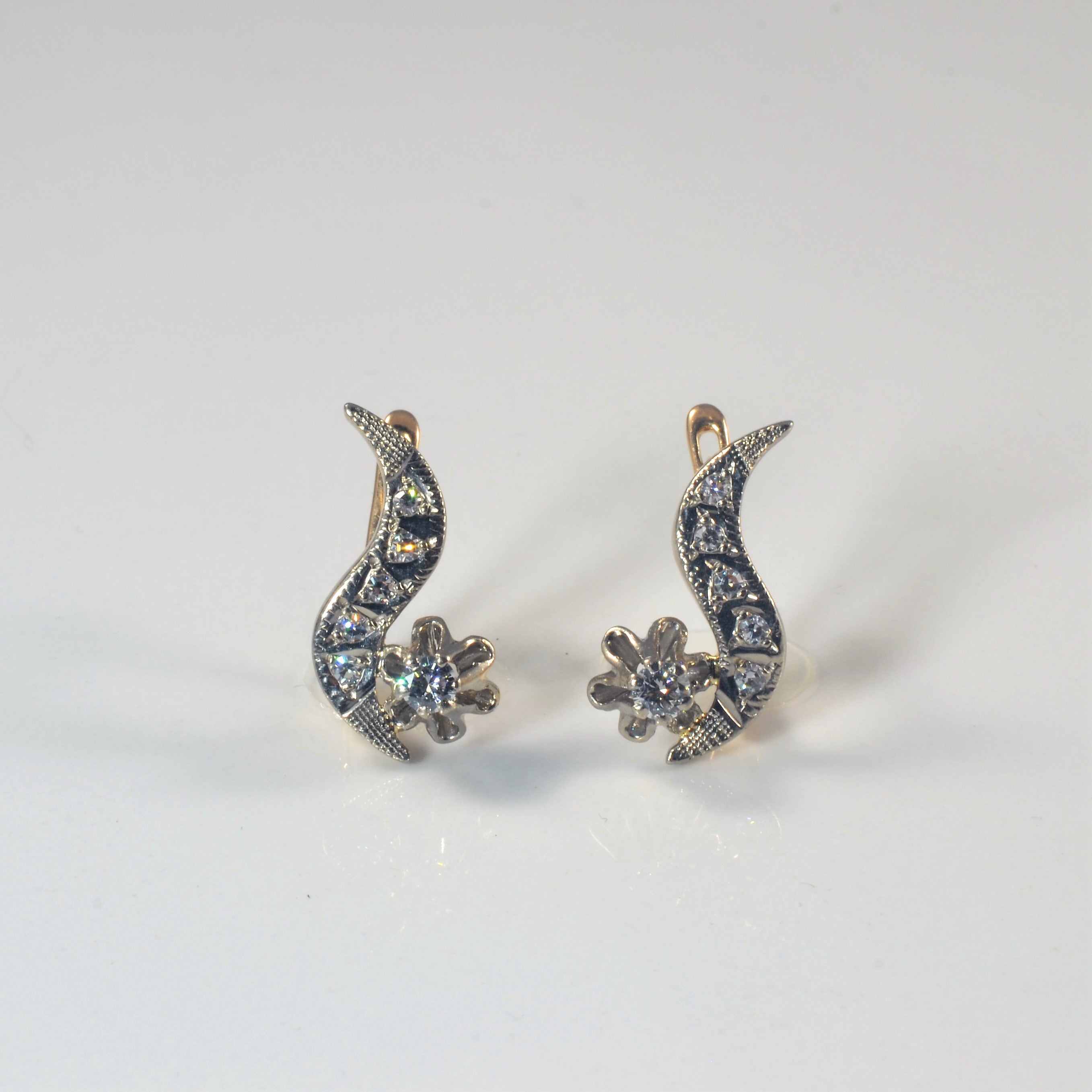 Retro Milgrain Detail Diamond Earrings | 0.42ctw |