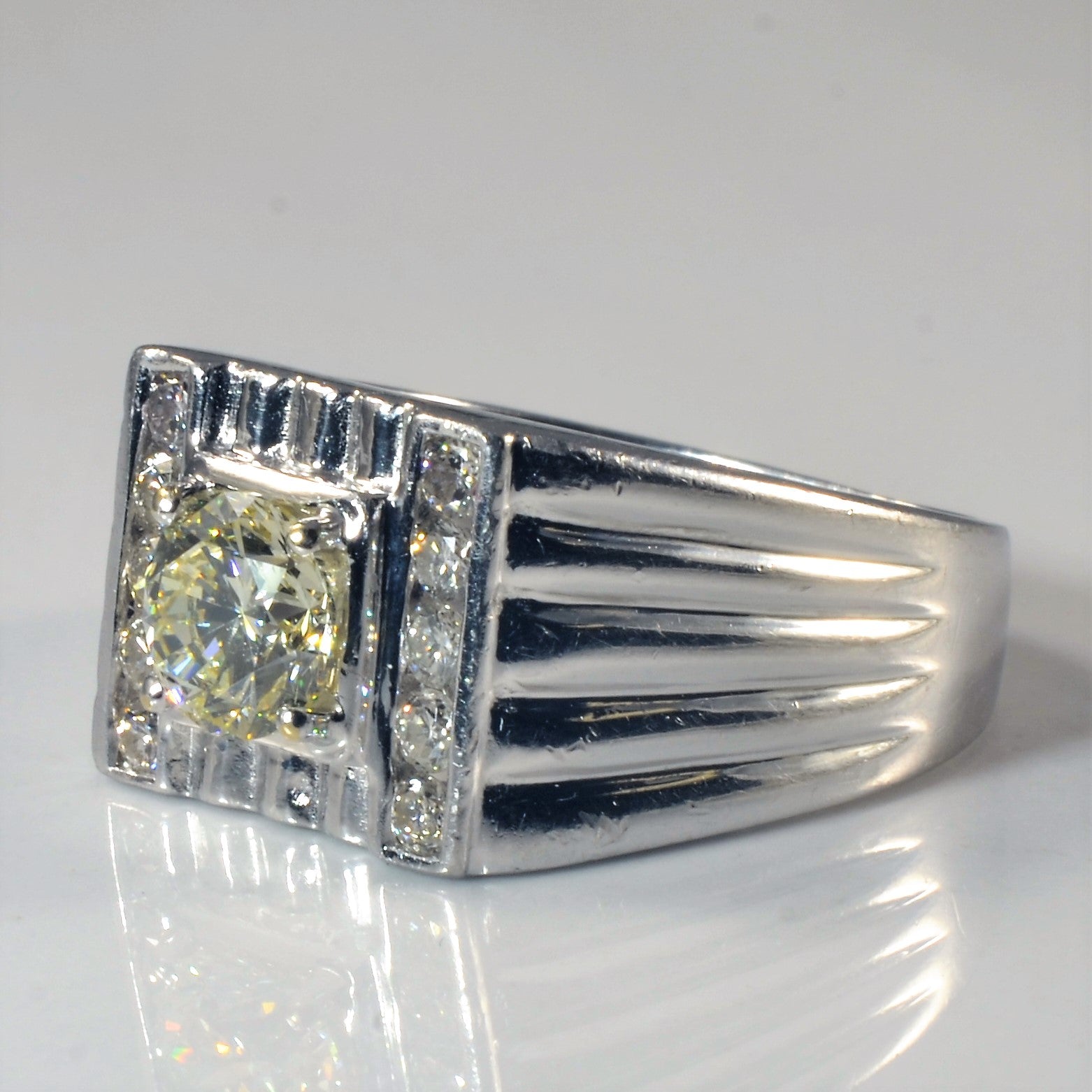 Grid Texture Diamond Wide Ring | 1.46ctw | SZ 9 |