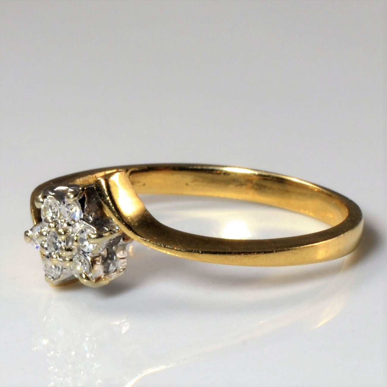 Bypass Cluster Diamond Ring | 0.11ctw | SZ 6.25 |