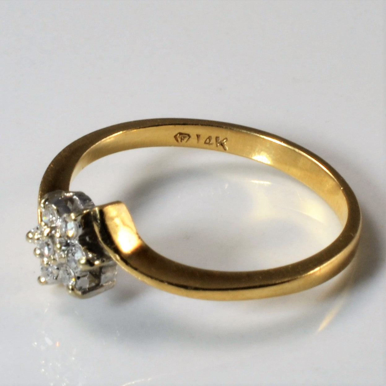 Bypass Cluster Diamond Ring | 0.11ctw | SZ 6.25 |