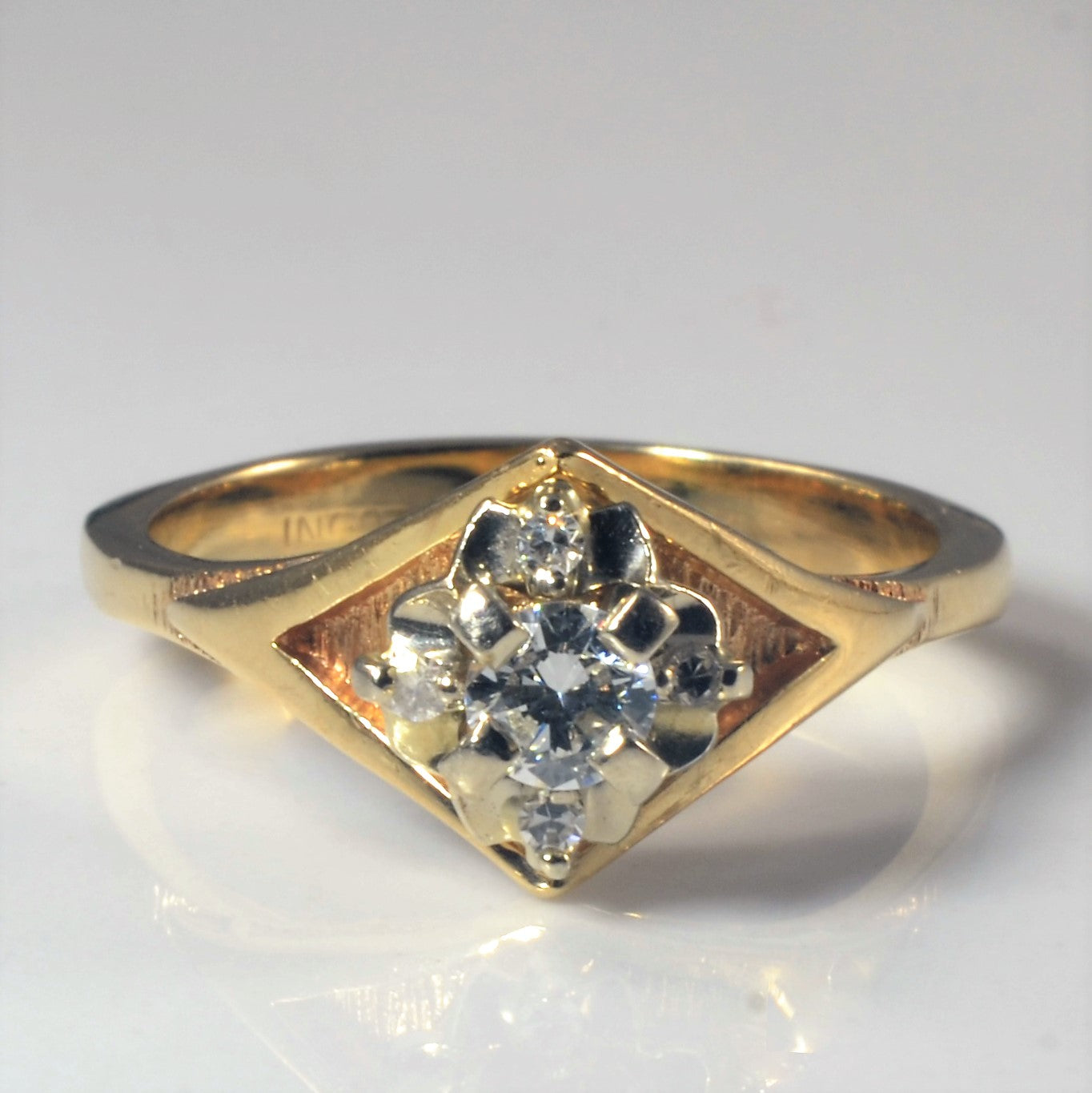 High Set Diamond Illusion Ring | 0.26ctw | SZ 9 |