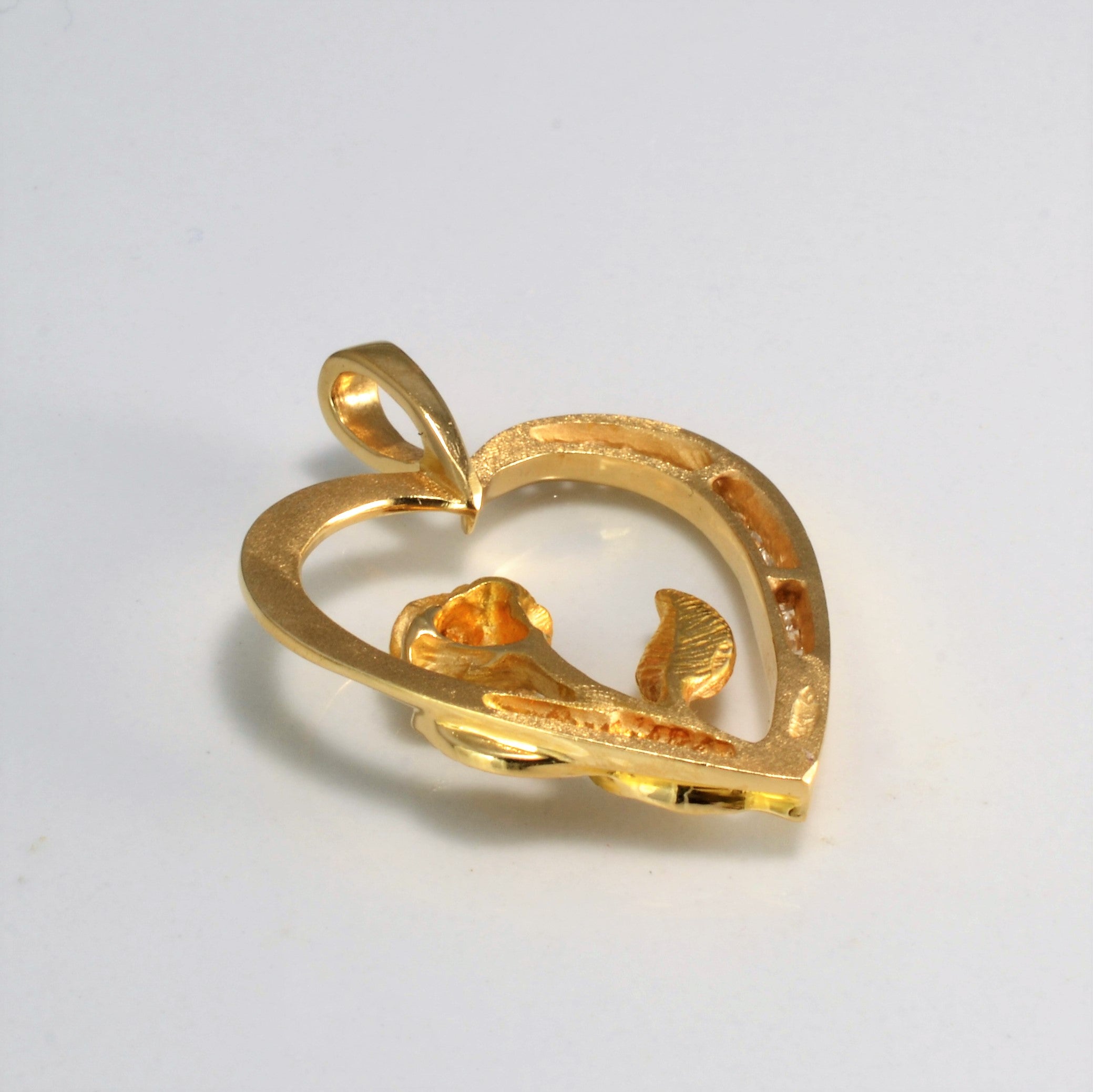 Channel Diamond Floral Heart Pendant | 0.15 ctw |