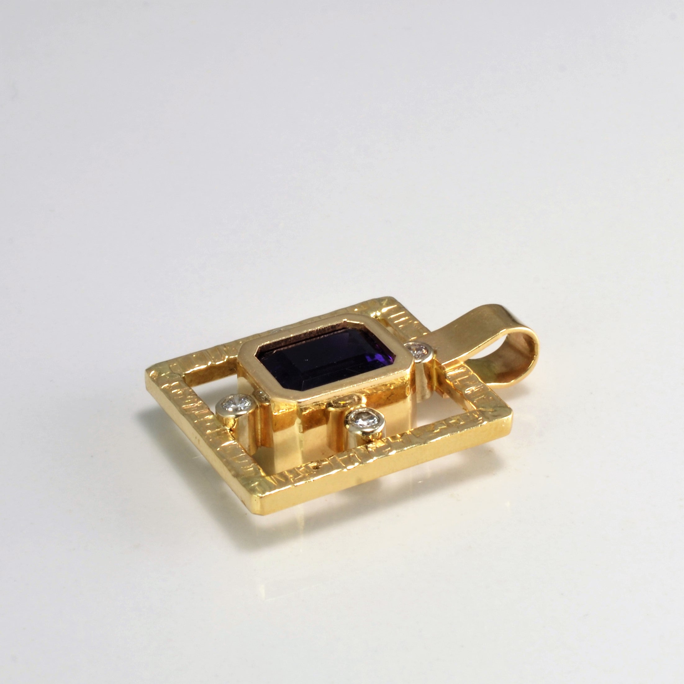 Bezel Set Amethyst & Diamond Gold Pendant | 0.16 ctw |