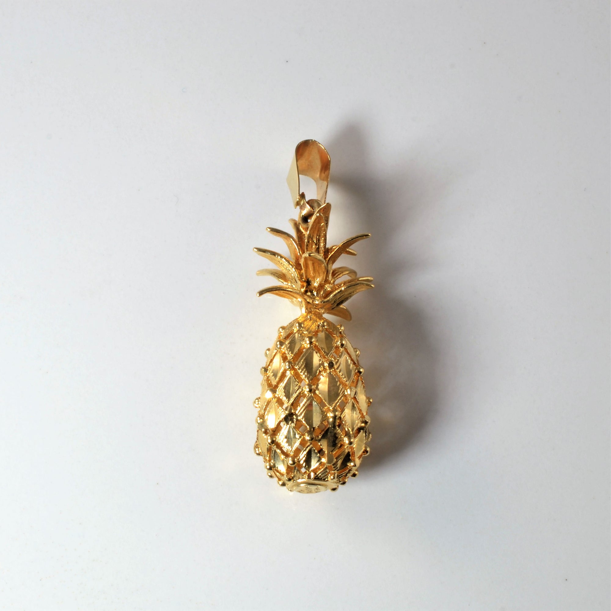 Gold Pineapple Pendant |